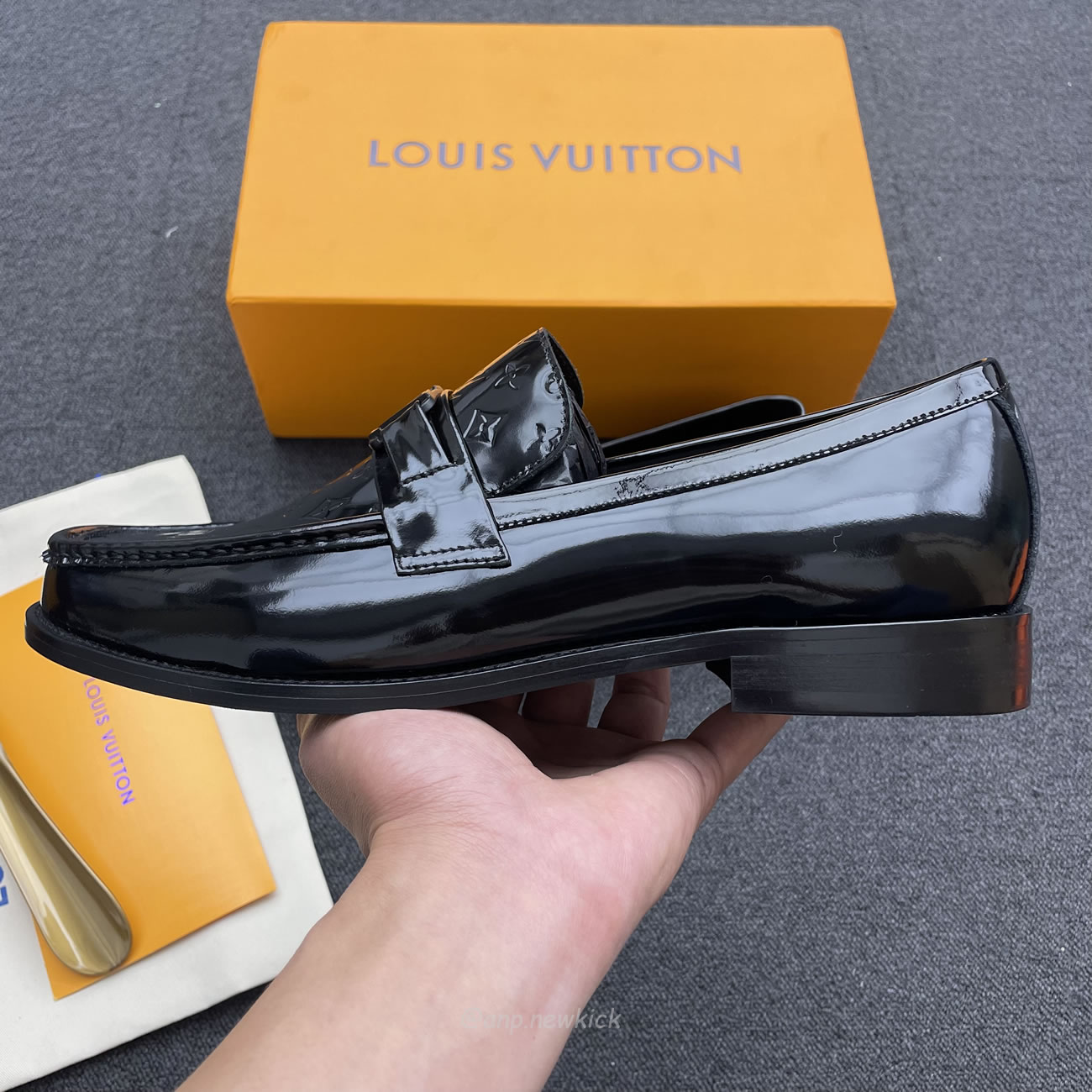 Louis Vuitton Spring Summer 2023 Major Loafers (4) - www.kitistry.com Louis Vuitton Spring Summer 2023 Major Loafers (4) - www.kitistry.com