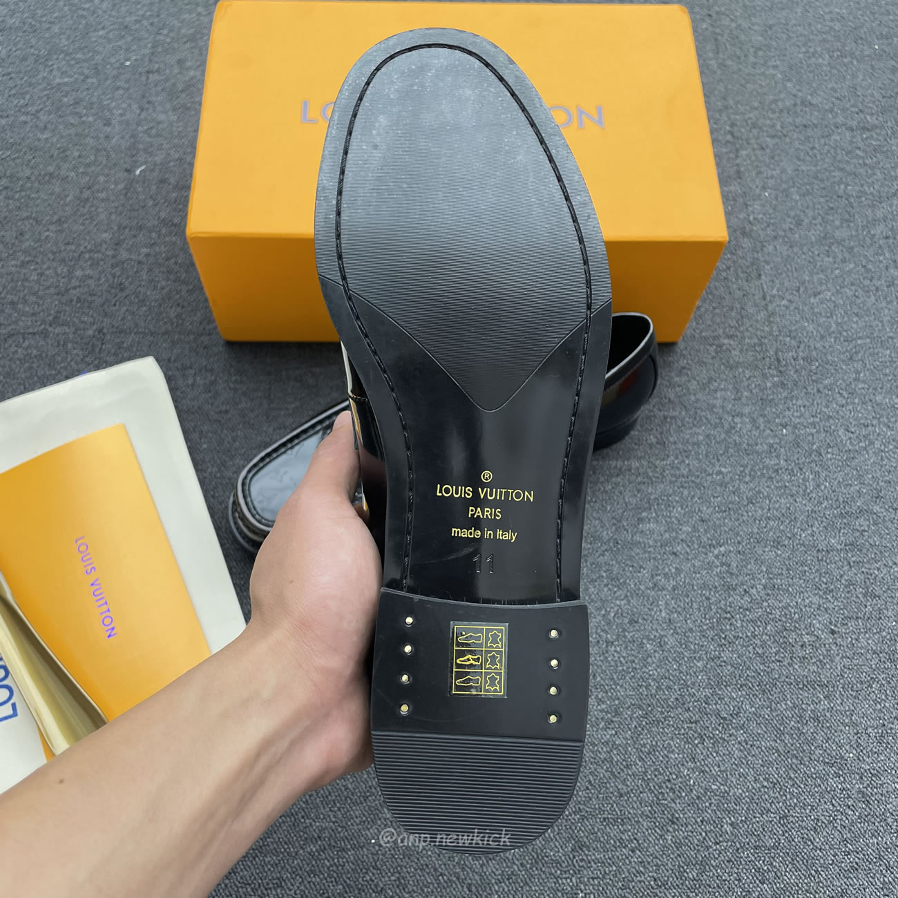Louis Vuitton Spring Summer 2023 Major Loafers (5) - www.kitistry.com Louis Vuitton Spring Summer 2023 Major Loafers (5) - www.kitistry.com