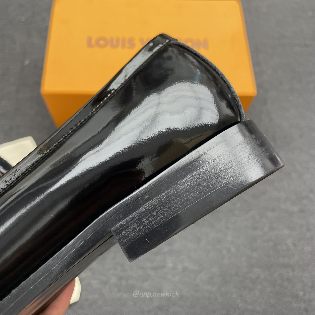 Louis Vuitton Spring Summer 2023 Major Loafers (6) - www.kitistry.com Louis Vuitton Spring Summer 2023 Major Loafers (6) - www.kitistry.com
