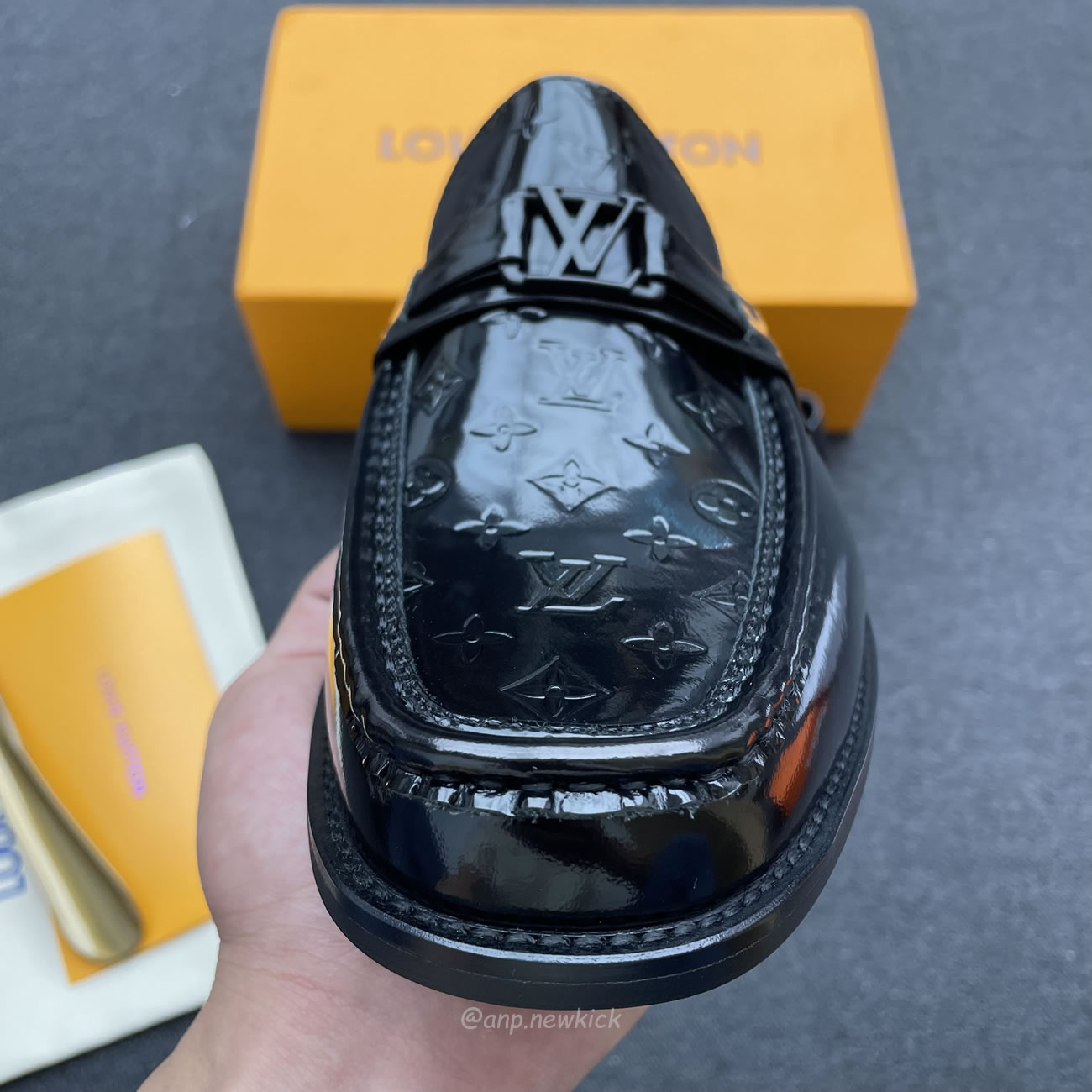 Louis Vuitton Spring Summer 2023 Major Loafers (8) - www.kitistry.com Louis Vuitton Spring Summer 2023 Major Loafers (8) - www.kitistry.com