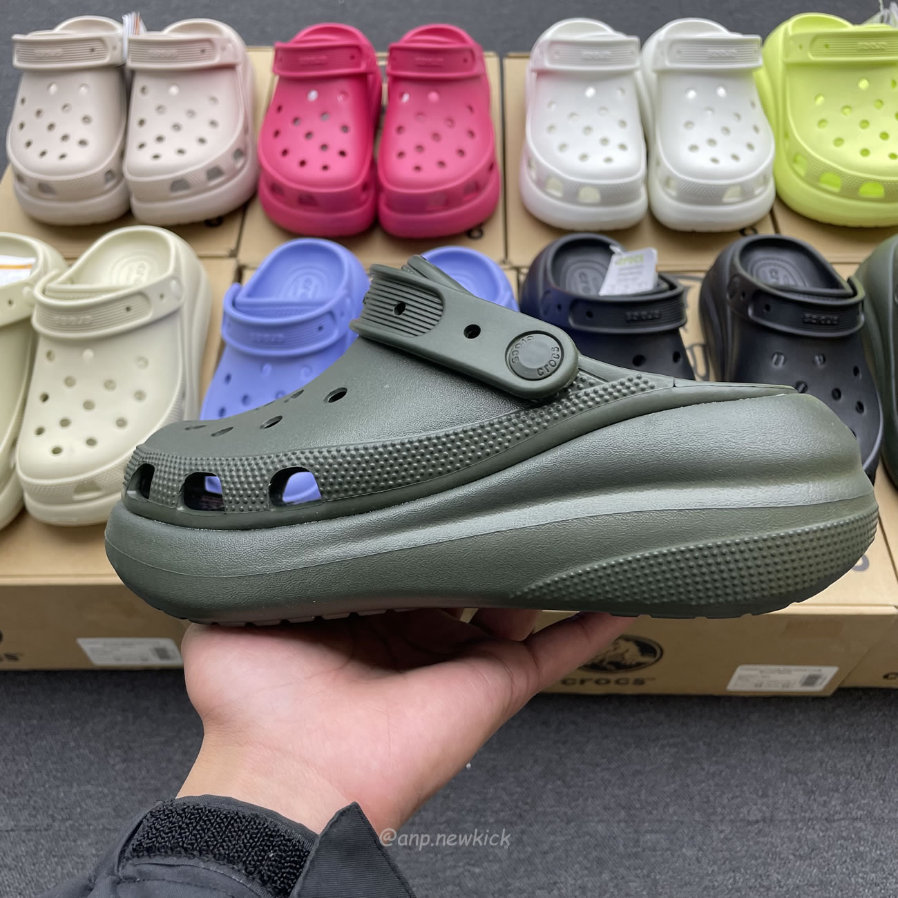 Crocs Classic Crush Clog Bone Multi Black White Green Blue Grey Red Green Dark Green Brown 207521 (13) - www.kitistry.com Crocs Classic Crush Clog Bone Multi Black White Green Blue Grey Red Green Dark Green Brown 207521 (13) - www.kitistry.com
