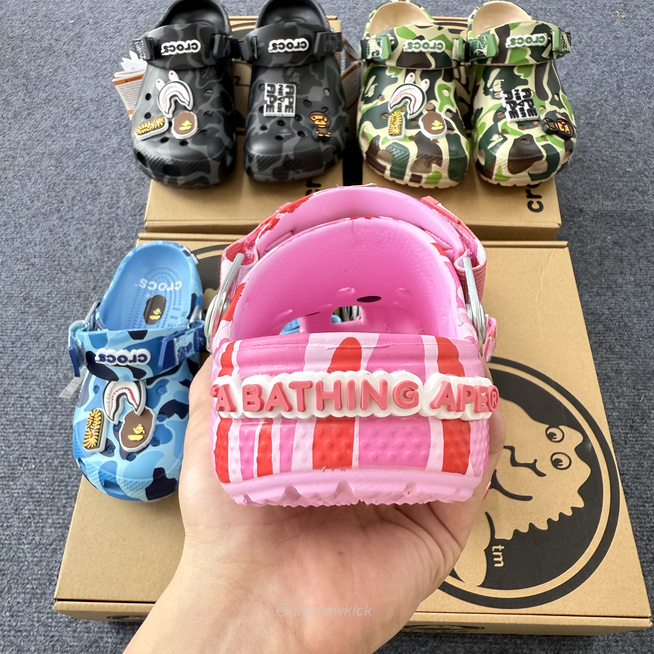 Crocs Classic Clog A Bathing Ape Abc Camo Blue Green Pink Black 209627 4tb (10) - www.kitistry.com Crocs Classic Clog A Bathing Ape Abc Camo Blue Green Pink Black 209627 4tb (10) - www.kitistry.com