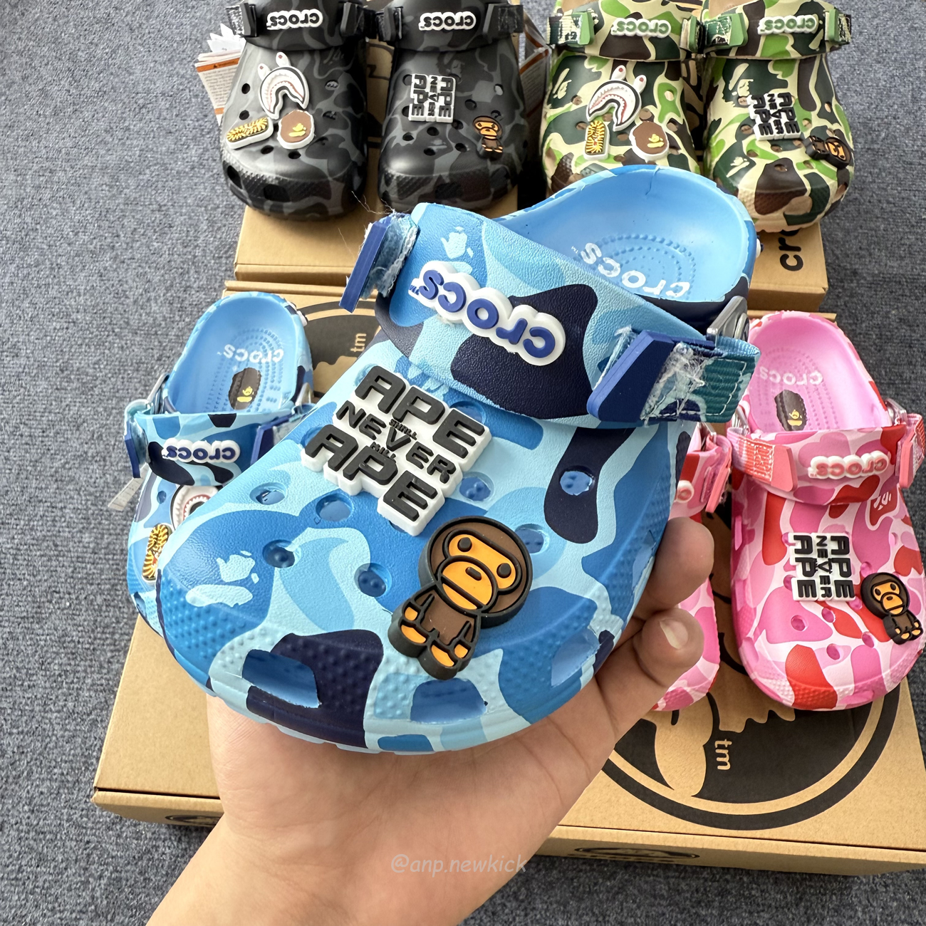Crocs Classic Clog A Bathing Ape Abc Camo Blue Green Pink Black 209627 4tb (5) - www.kitistry.com Crocs Classic Clog A Bathing Ape Abc Camo Blue Green Pink Black 209627 4tb (5) - www.kitistry.com
