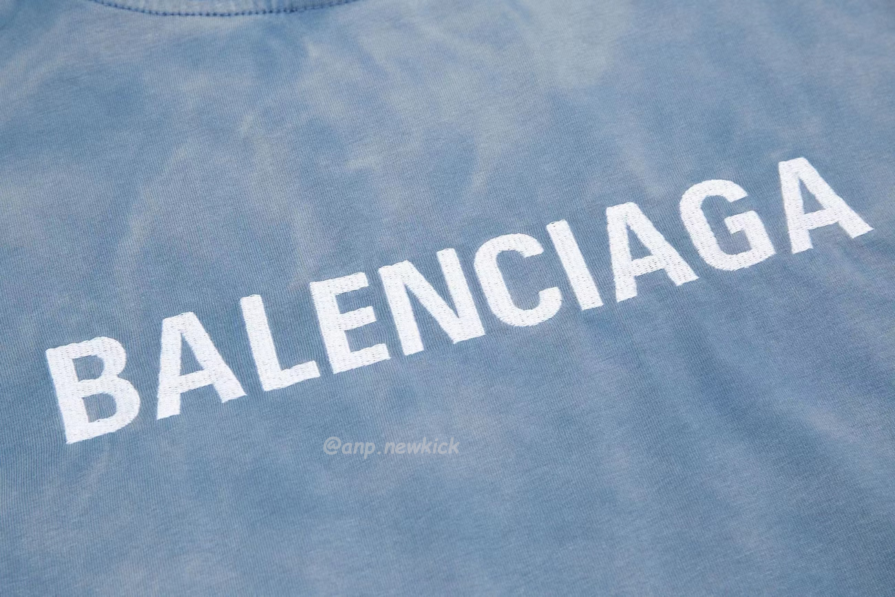 Balenciaga 24ss Letter Logo Printing Short Sleeve Retro T Shirt (3) - www.kitistry.com Balenciaga 24ss Letter Logo Printing Short Sleeve Retro T Shirt (3) - www.kitistry.com