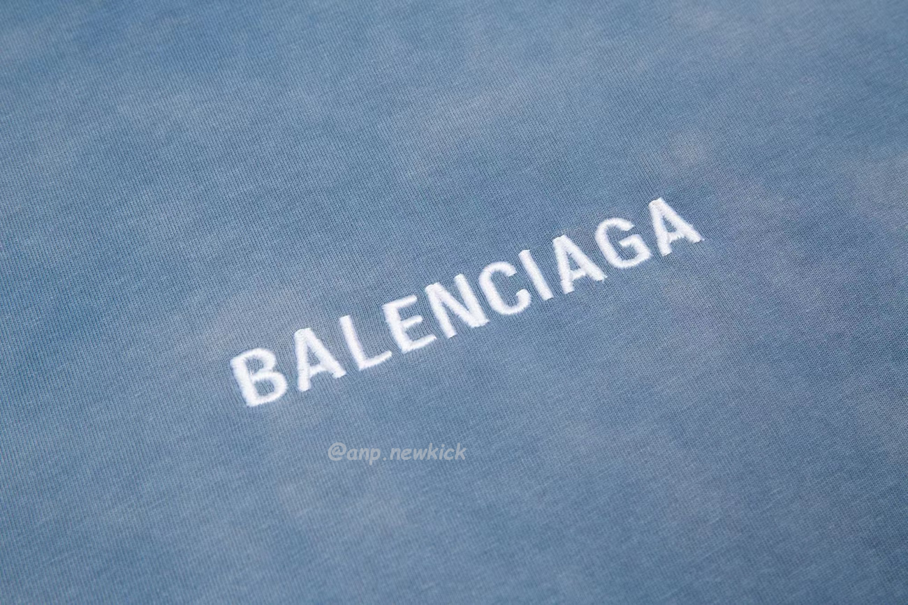 Balenciaga 24ss Letter Logo Printing Short Sleeve Retro T Shirt (4) - www.kitistry.com Balenciaga 24ss Letter Logo Printing Short Sleeve Retro T Shirt (4) - www.kitistry.com