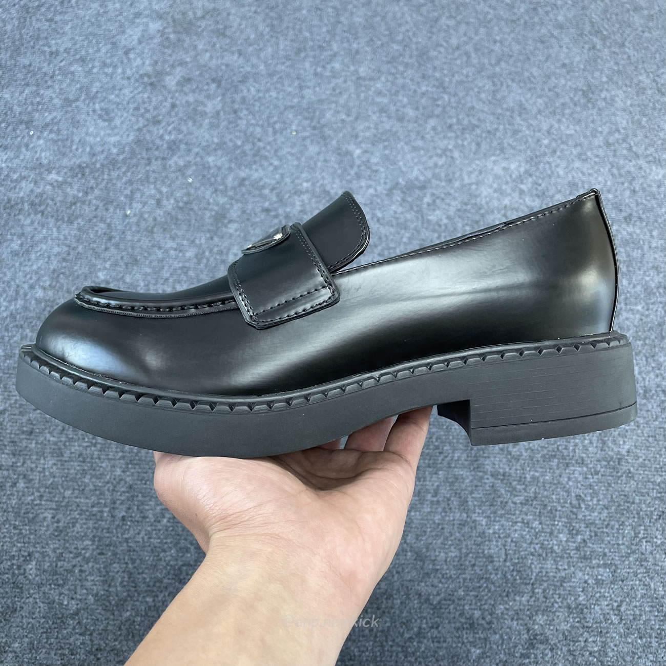 Prada 35mm Loafer Black Brushed Leather 2de127 055 F0002 (2) - www.kitistry.com Prada 35mm Loafer Black Brushed Leather 2de127 055 F0002 (2) - www.kitistry.com