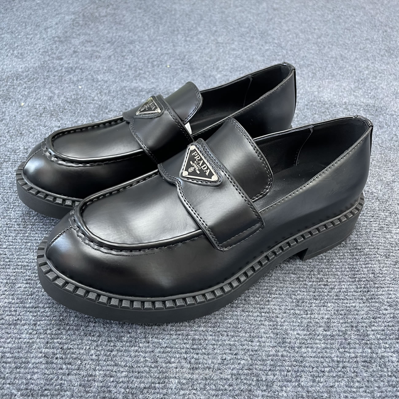 Prada 35mm Loafer Black Brushed Leather 2de127 055 F0002 (6) - www.kitistry.com Prada 35mm Loafer Black Brushed Leather 2de127 055 F0002 (6) - www.kitistry.com