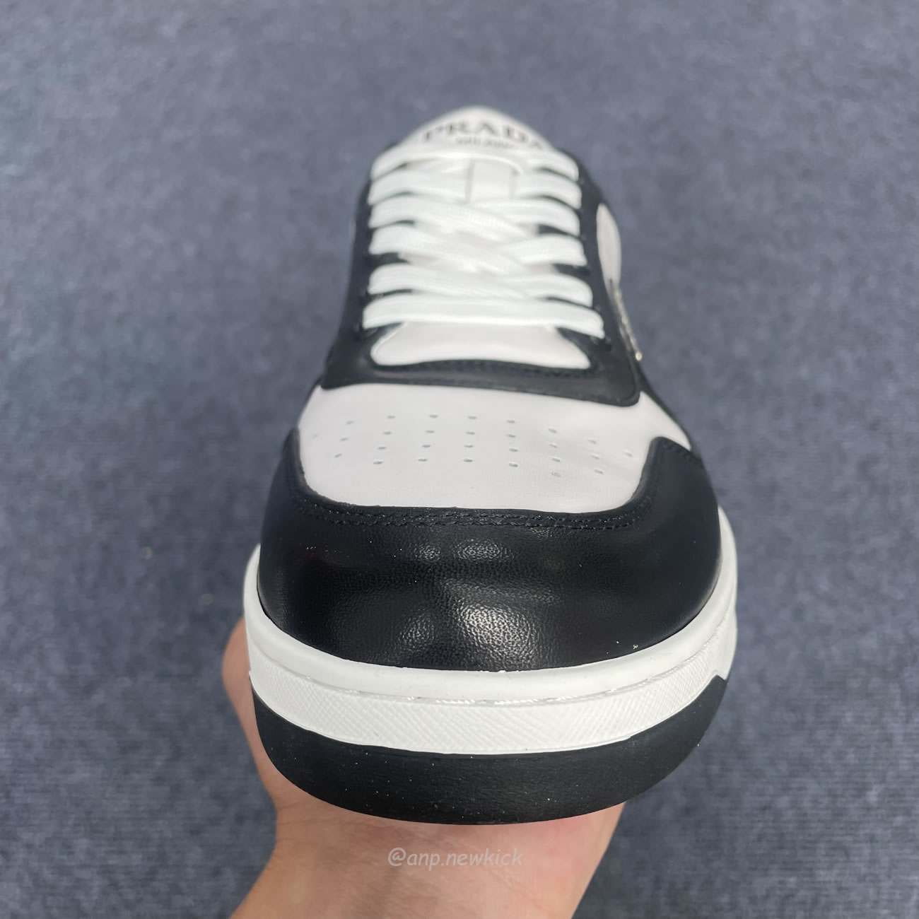 Prada Downtown Low Top Sneakers Leather White Black 2ee364 3lkg F0964 (8) - www.kitistry.com Prada Downtown Low Top Sneakers Leather White Black 2ee364 3lkg F0964 (8) - www.kitistry.com