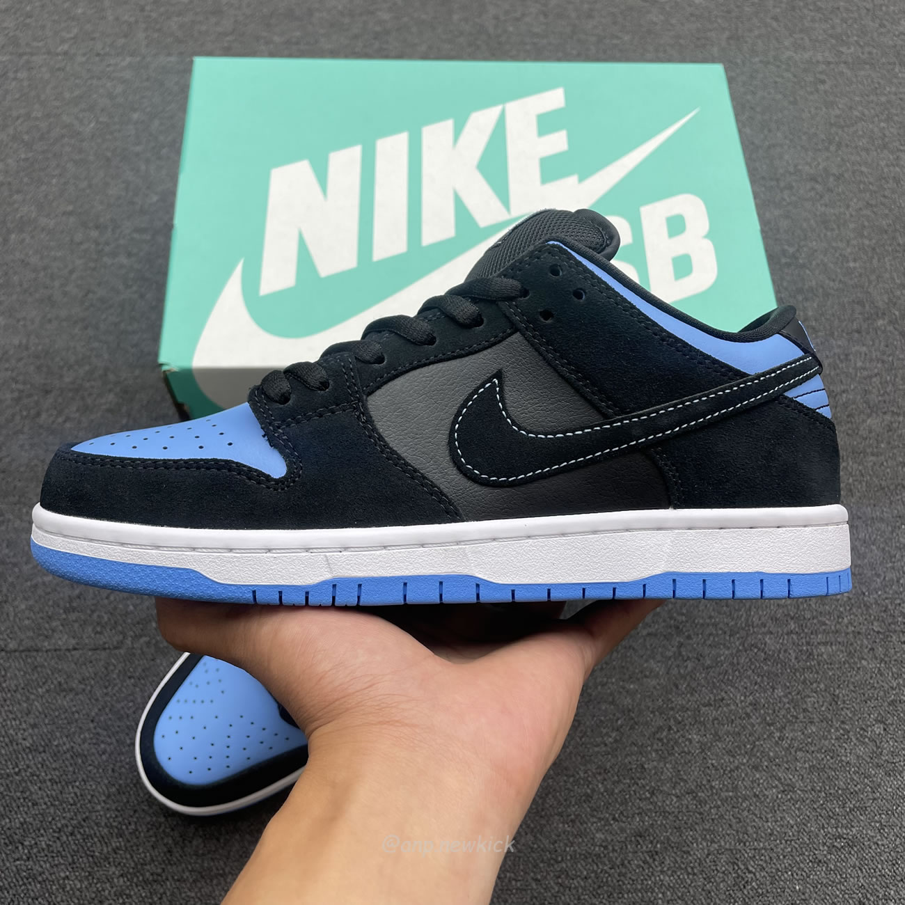 Nike Sb Dunk Low Black University Blue 304292 048 (2) - www.kitistry.com Nike Sb Dunk Low Black University Blue 304292 048 (2) - www.kitistry.com