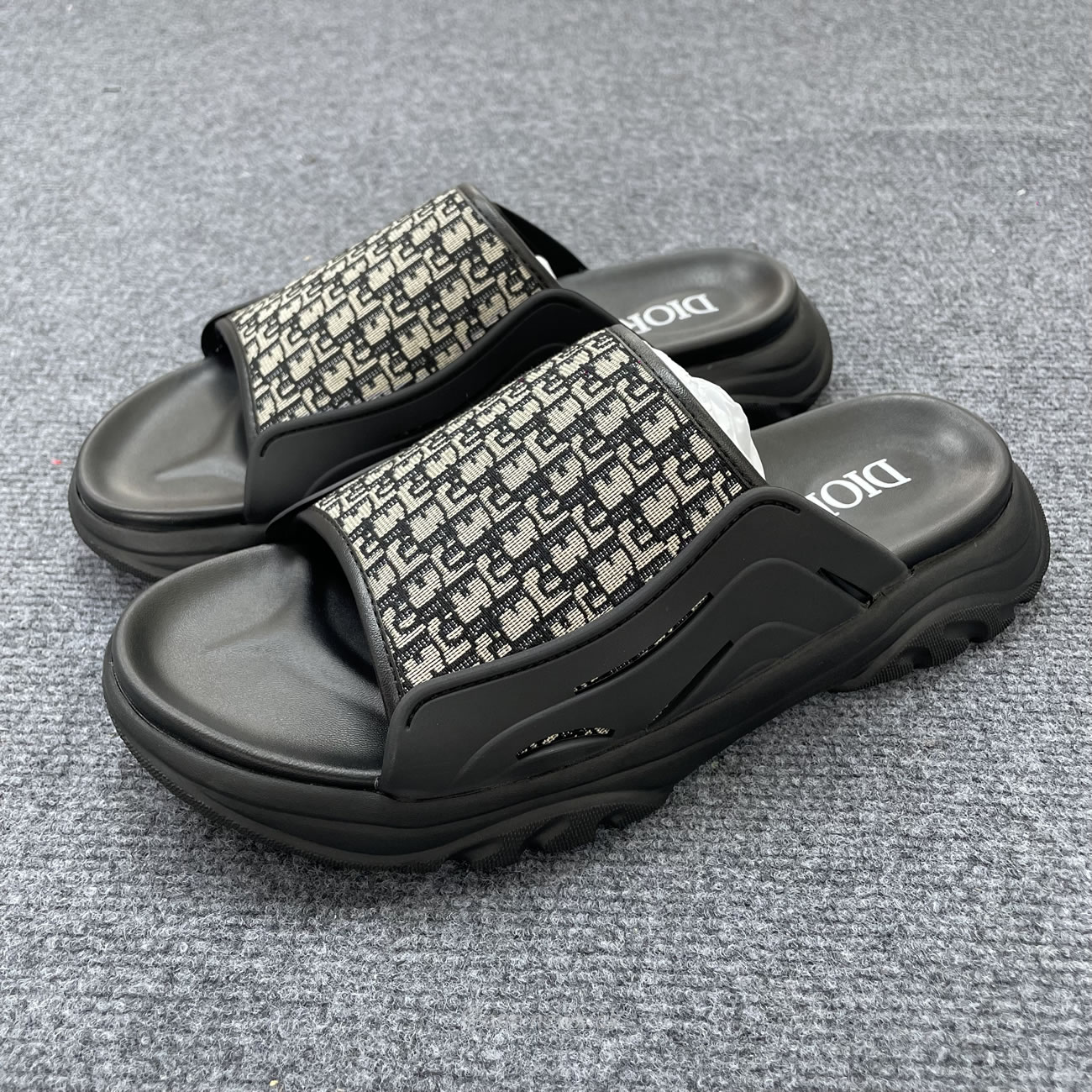 Dior Slippers Men Black 3sa132zyf H516 (7) - www.kitistry.com Dior Slippers Men Black 3sa132zyf H516 (7) - www.kitistry.com
