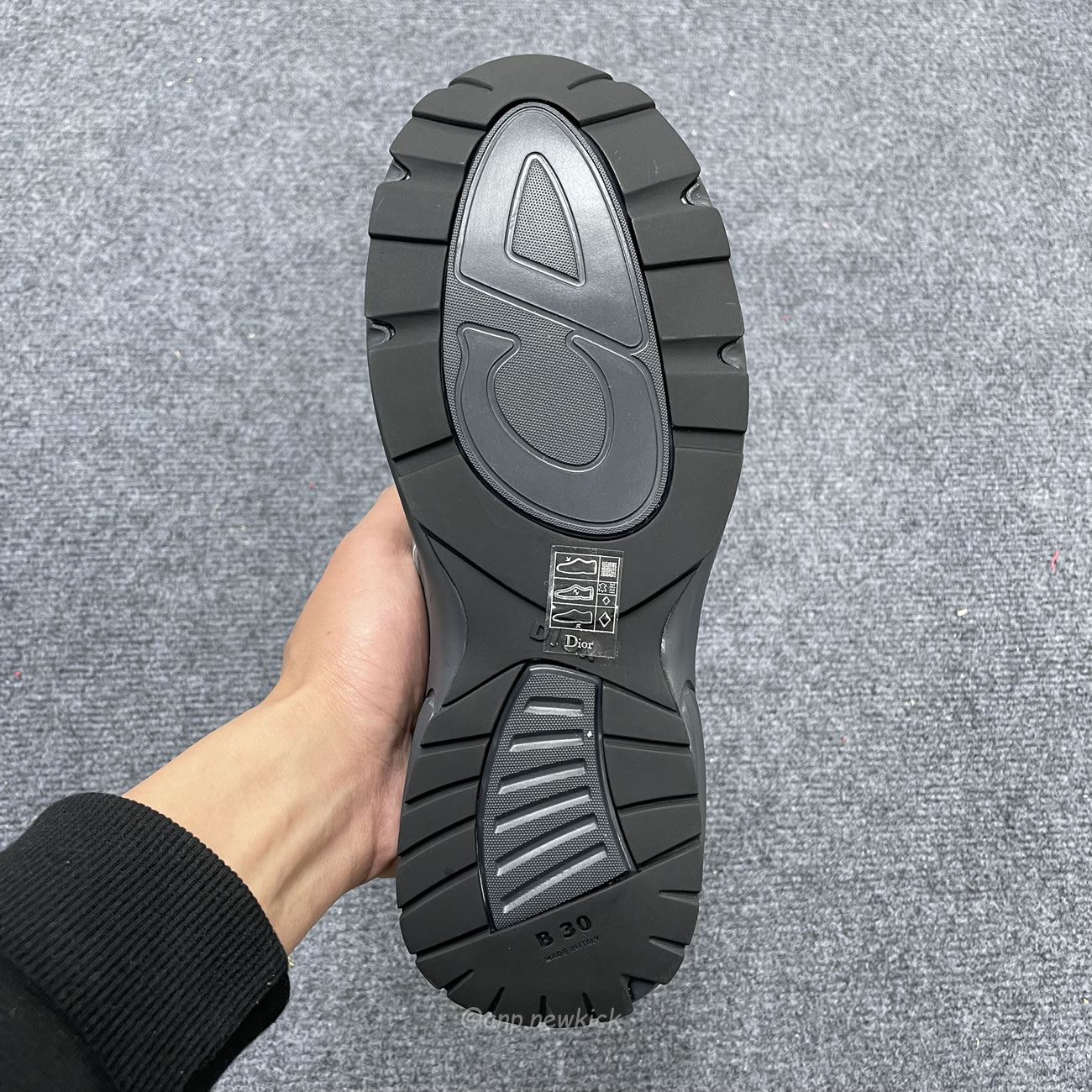 Dior B30 Anthracite Grey 3sn279zra H868 (5) - www.kitistry.com Dior B30 Anthracite Grey 3sn279zra H868 (5) - www.kitistry.com