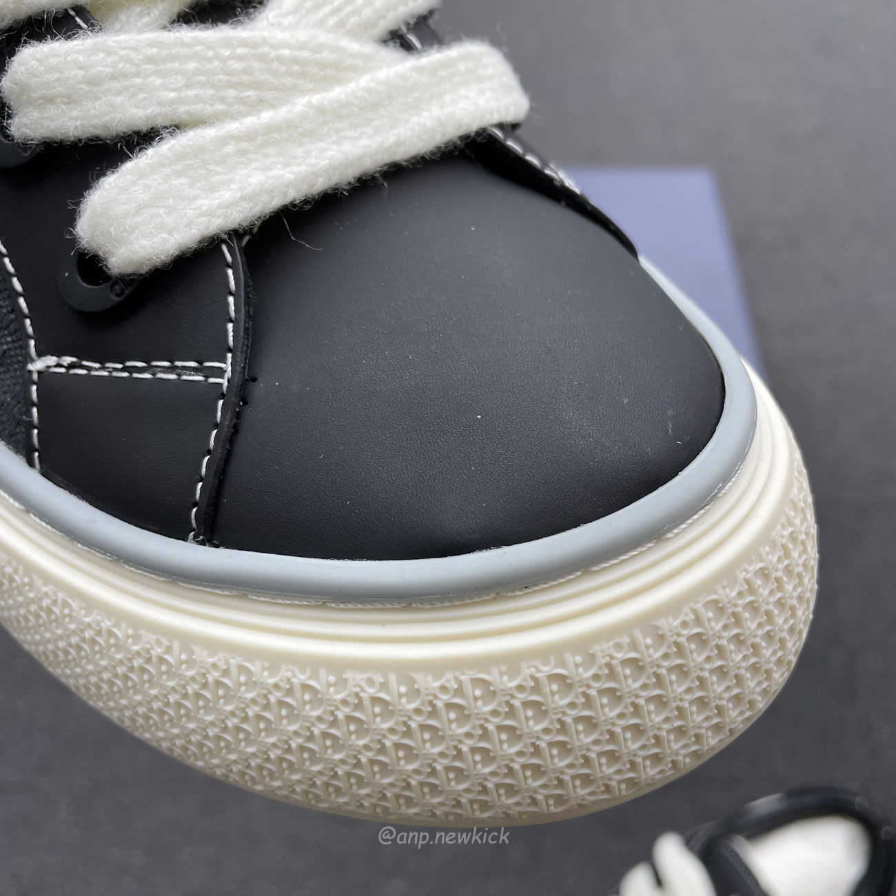 Dior B33 Sneaker Black Smooth Calfskin Oblique Jacquard 3sn303zwn55936 (9) - www.kitistry.com Dior B33 Sneaker Black Smooth Calfskin Oblique Jacquard 3sn303zwn55936 (9) - www.kitistry.com