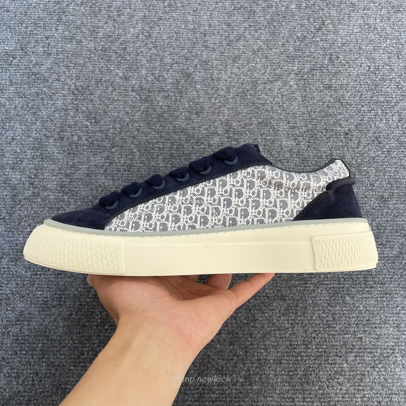 Dior B33 Sneaker Navy Blue Oblique Jacquard 3sn303zwn H559 (6) - www.kitistry.com Dior B33 Sneaker Navy Blue Oblique Jacquard 3sn303zwn H559 (6) - www.kitistry.com
