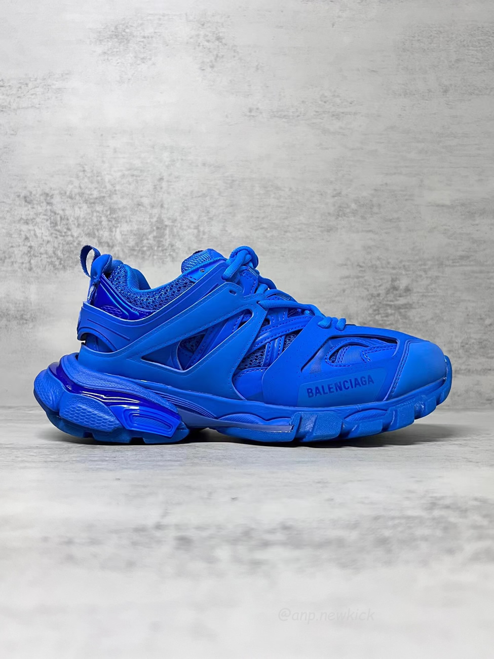 Balenciaga Track Screen Blue 542023 W2la1 4000 (8) - www.kitistry.com Balenciaga Track Screen Blue 542023 W2la1 4000 (8) - www.kitistry.com