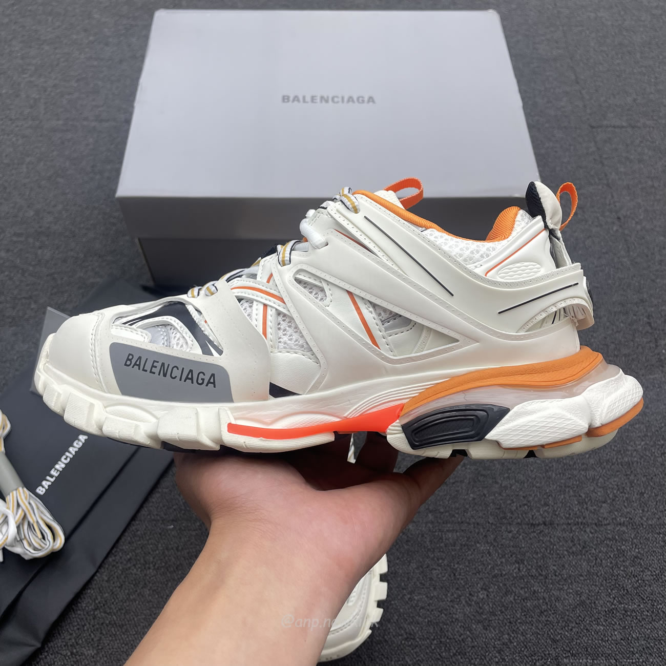 Balenciaga Track White Orange Womens 542436 W1gb1 9059 (2) - www.kitistry.com Balenciaga Track White Orange Womens 542436 W1gb1 9059 (2) - www.kitistry.com