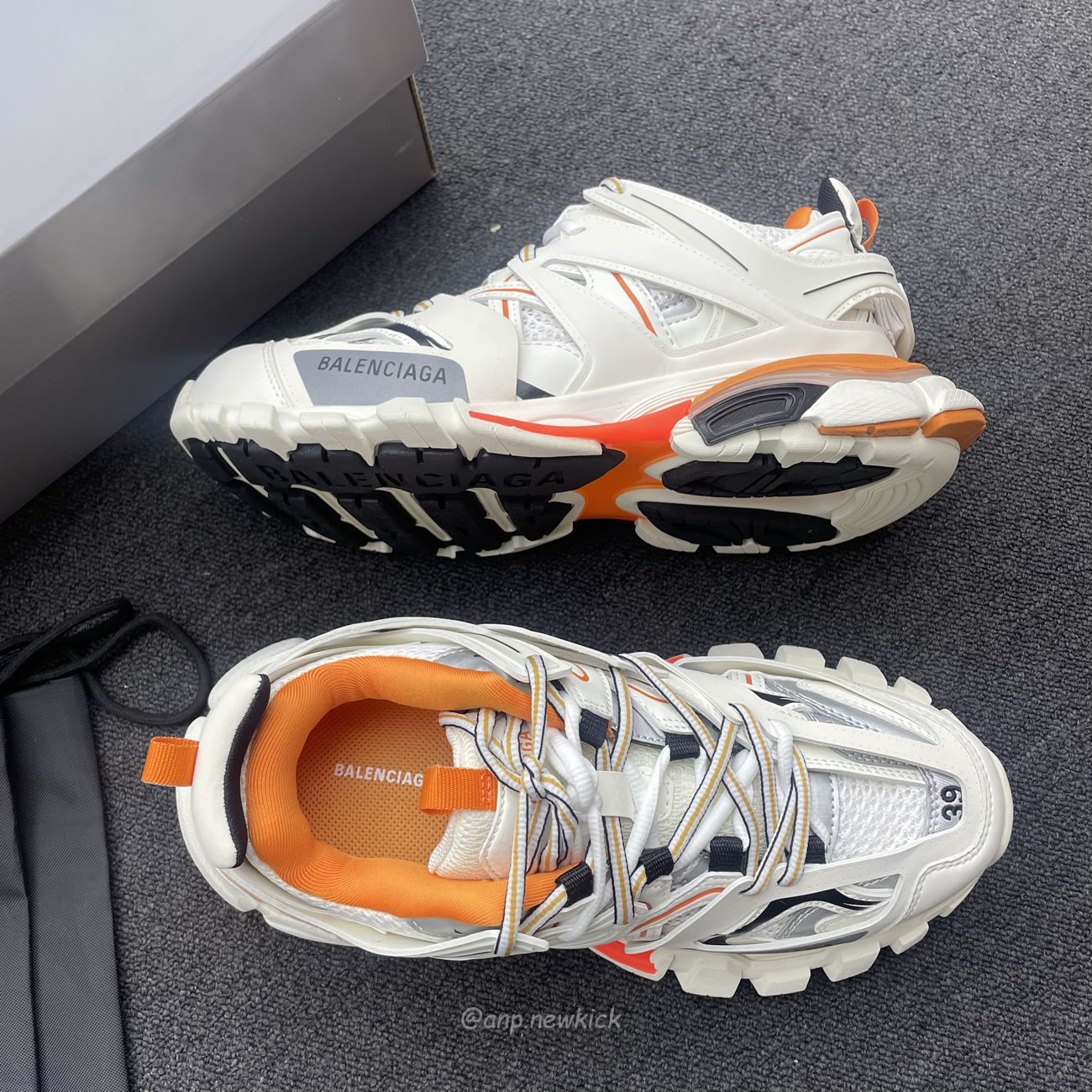 Balenciaga Track White Orange Womens 542436 W1gb1 9059 (6) - www.kitistry.com Balenciaga Track White Orange Womens 542436 W1gb1 9059 (6) - www.kitistry.com