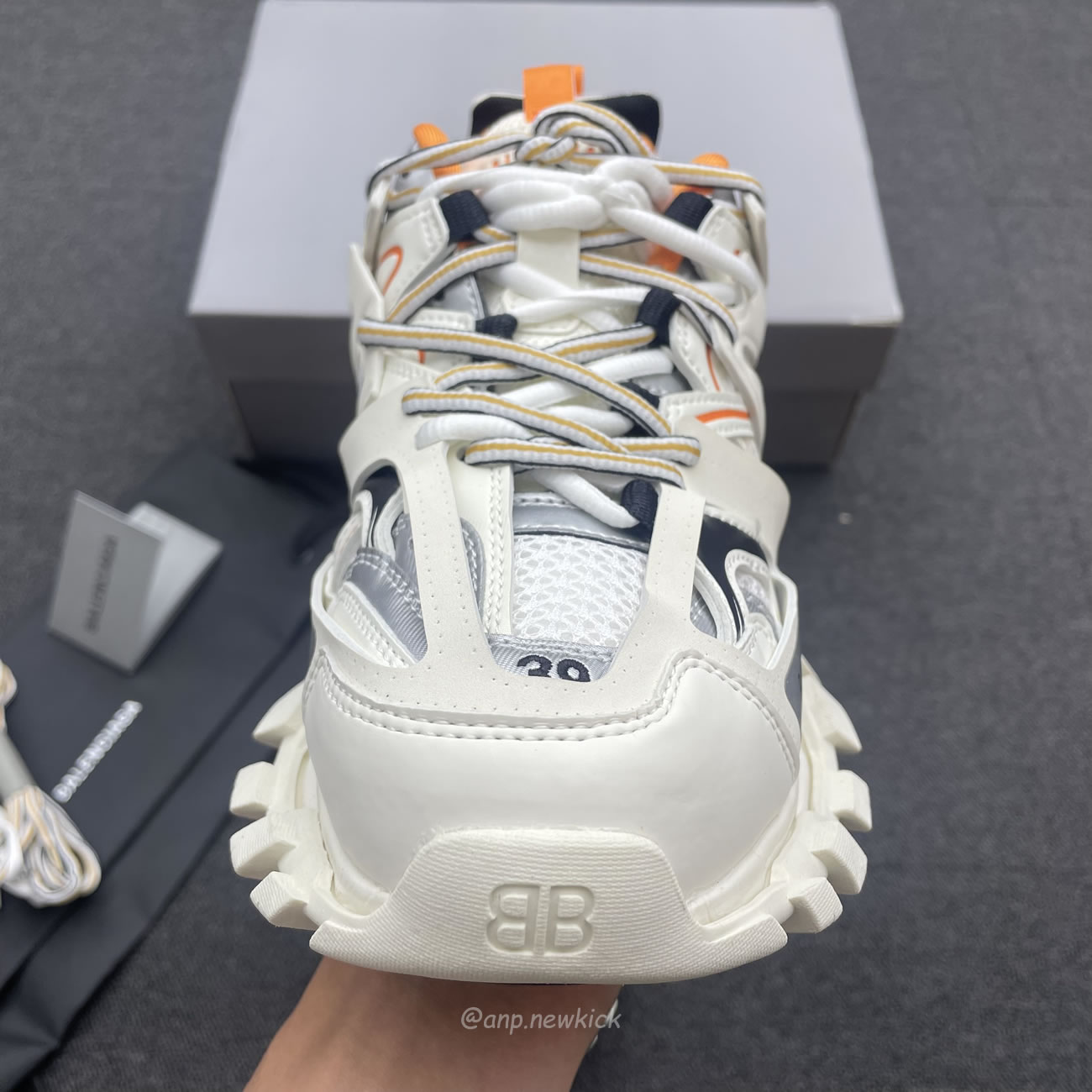 Balenciaga Track White Orange Womens 542436 W1gb1 9059 (7) - www.kitistry.com Balenciaga Track White Orange Womens 542436 W1gb1 9059 (7) - www.kitistry.com