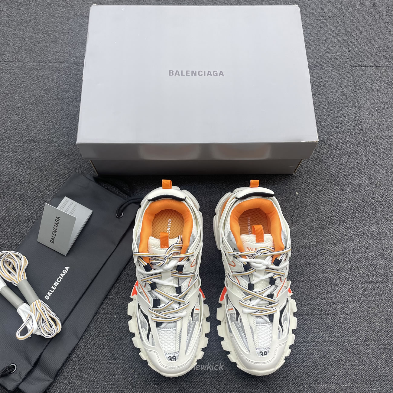 Balenciaga Track White Orange Womens 542436 W1gb1 9059 (8) - www.kitistry.com Balenciaga Track White Orange Womens 542436 W1gb1 9059 (8) - www.kitistry.com