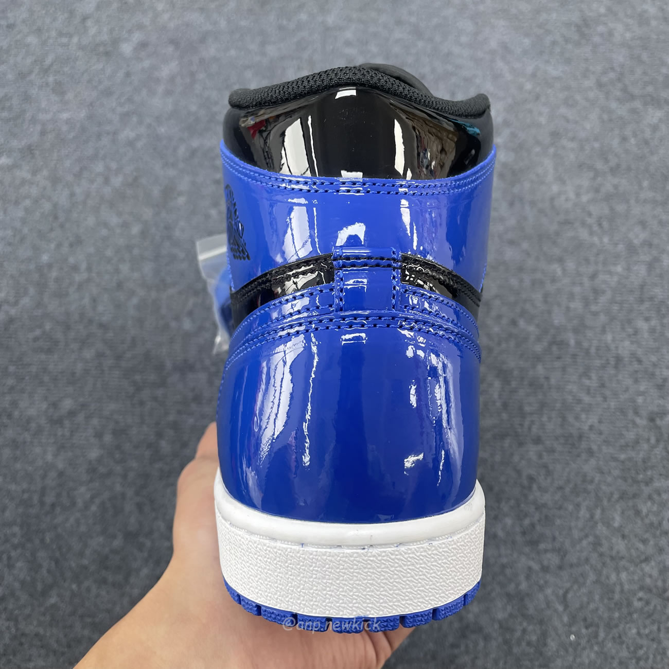 Air Jordan 1 Retro High Og Patent Royal 555088 404 (2) - www.kitistry.com Air Jordan 1 Retro High Og Patent Royal 555088 404 (2) - www.kitistry.com