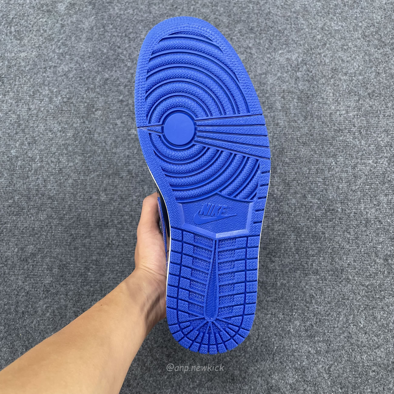 Air Jordan 1 Retro High Og Patent Royal 555088 404 (4) - www.kitistry.com Air Jordan 1 Retro High Og Patent Royal 555088 404 (4) - www.kitistry.com