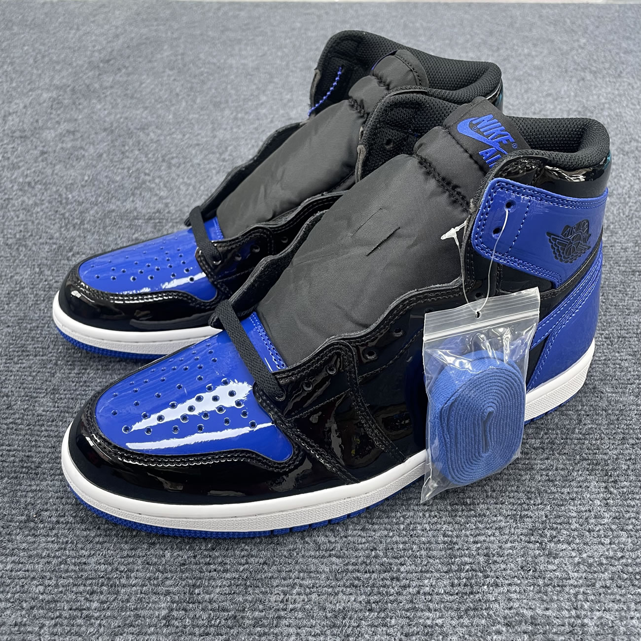 Air Jordan 1 Retro High Og Patent Royal 555088 404 (6) - www.kitistry.com Air Jordan 1 Retro High Og Patent Royal 555088 404 (6) - www.kitistry.com
