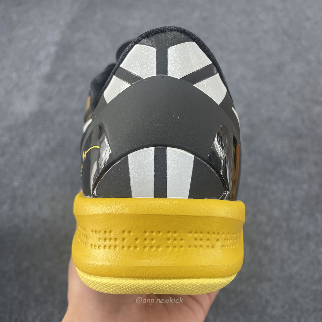 Nike Kobe 8 Xdr Black Yellow 555286‑077 (5) - www.kitistry.com Nike Kobe 8 Xdr Black Yellow 555286‑077 (5) - www.kitistry.com