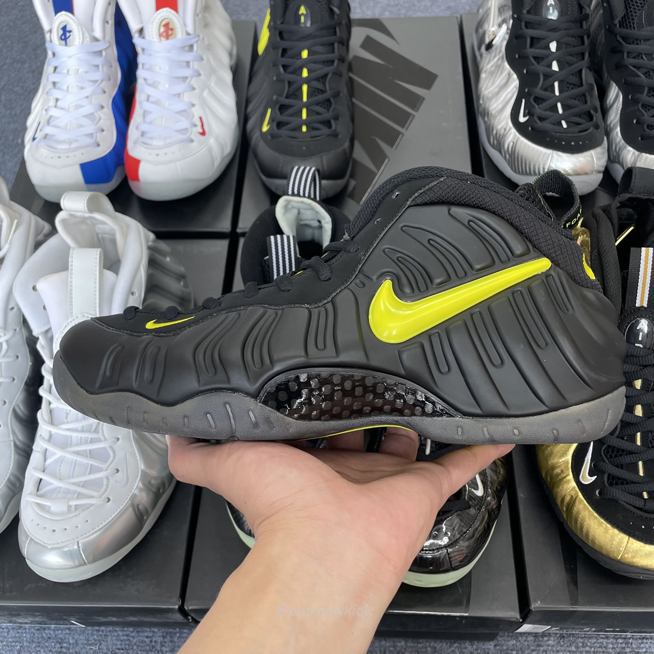 Nike Air Foamposite Pro Metallic Gold 624041 701 (12) - www.kitistry.com Nike Air Foamposite Pro Metallic Gold 624041 701 (12) - www.kitistry.com