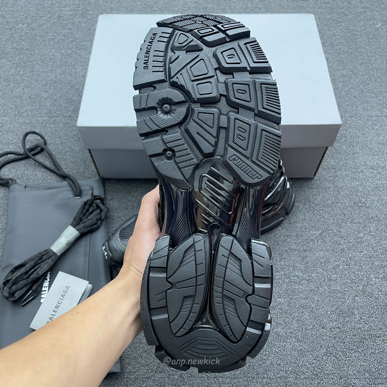 Balenciaga Runner Black 677403w3rb11000 (8) - www.kitistry.com Balenciaga Runner Black 677403w3rb11000 (8) - www.kitistry.com