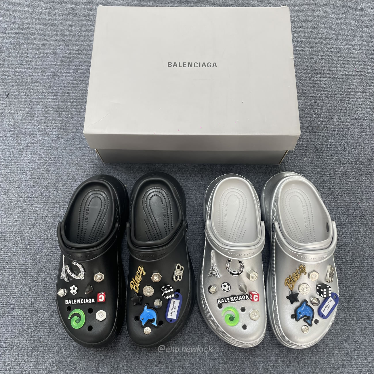 Balenciaga X Crocs Mule Black Silvery Multicolor Jibbitz Womens 720762 W0fow 1000 (9) - www.kitistry.com Balenciaga X Crocs Mule Black Silvery Multicolor Jibbitz Womens 720762 W0fow 1000 (9) - www.kitistry.com