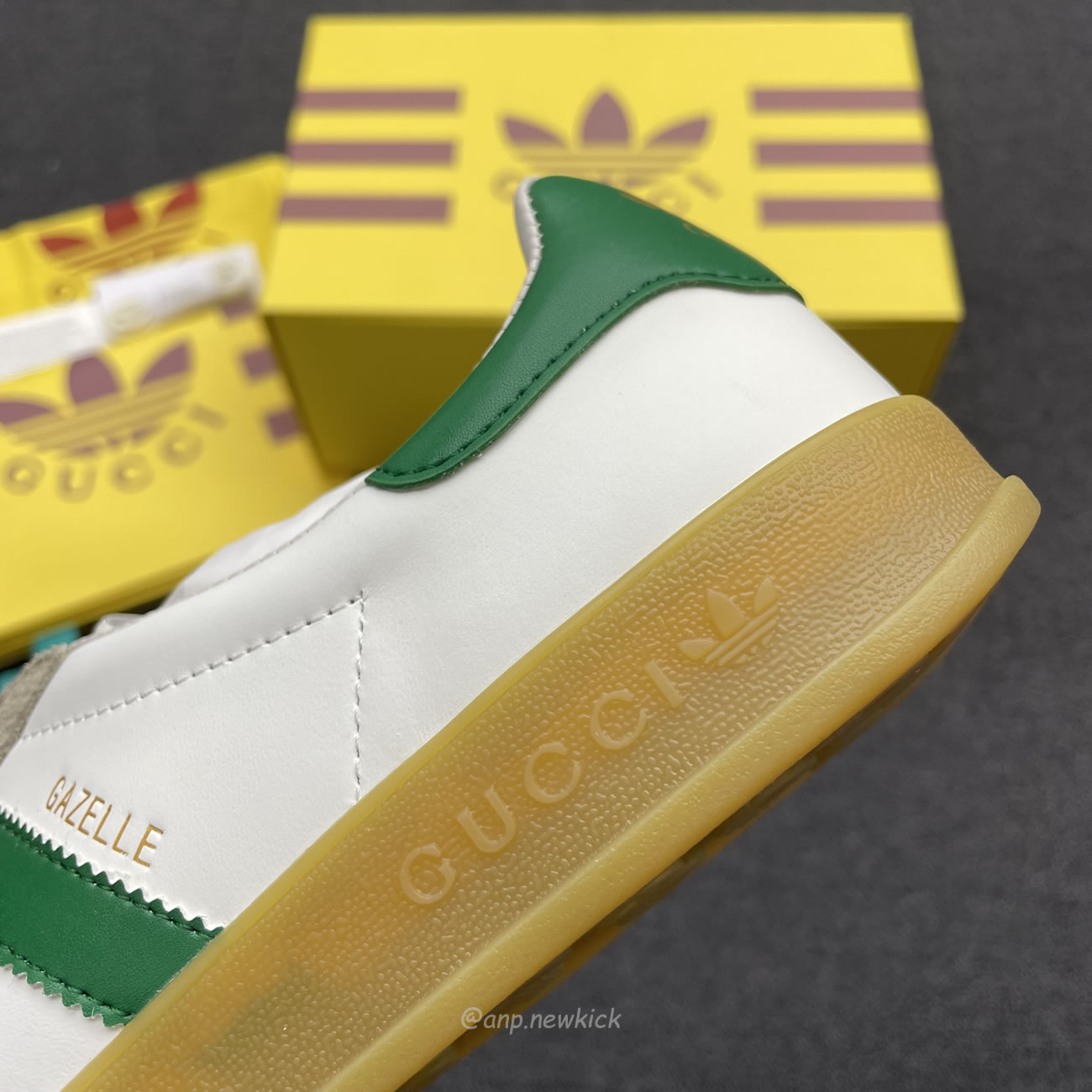 Adidas X Gucci Gazelle White Green Red 726487 Aaa43 9547 (3) - www.kitistry.com Adidas X Gucci Gazelle White Green Red 726487 Aaa43 9547 (3) - www.kitistry.com