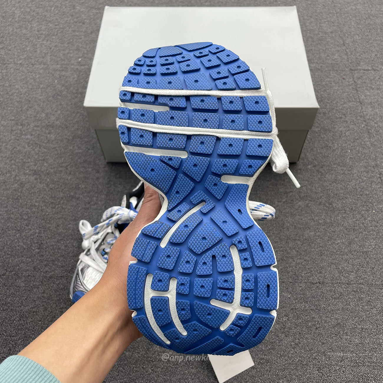 Balenciaga 3xl Trainer Grey White Blue 734731 W3xl7 1214 (13) - www.kitistry.com Balenciaga 3xl Trainer Grey White Blue 734731 W3xl7 1214 (13) - www.kitistry.com