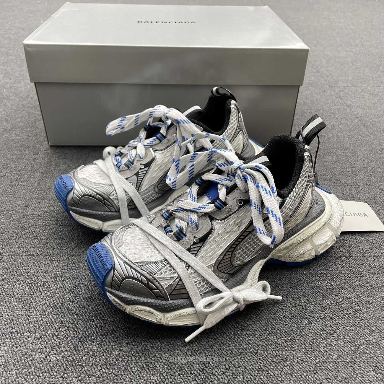 Balenciaga 3xl Trainer Grey White Blue 734731 W3xl7 1214 (7) - www.kitistry.com Balenciaga 3xl Trainer Grey White Blue 734731 W3xl7 1214 (7) - www.kitistry.com