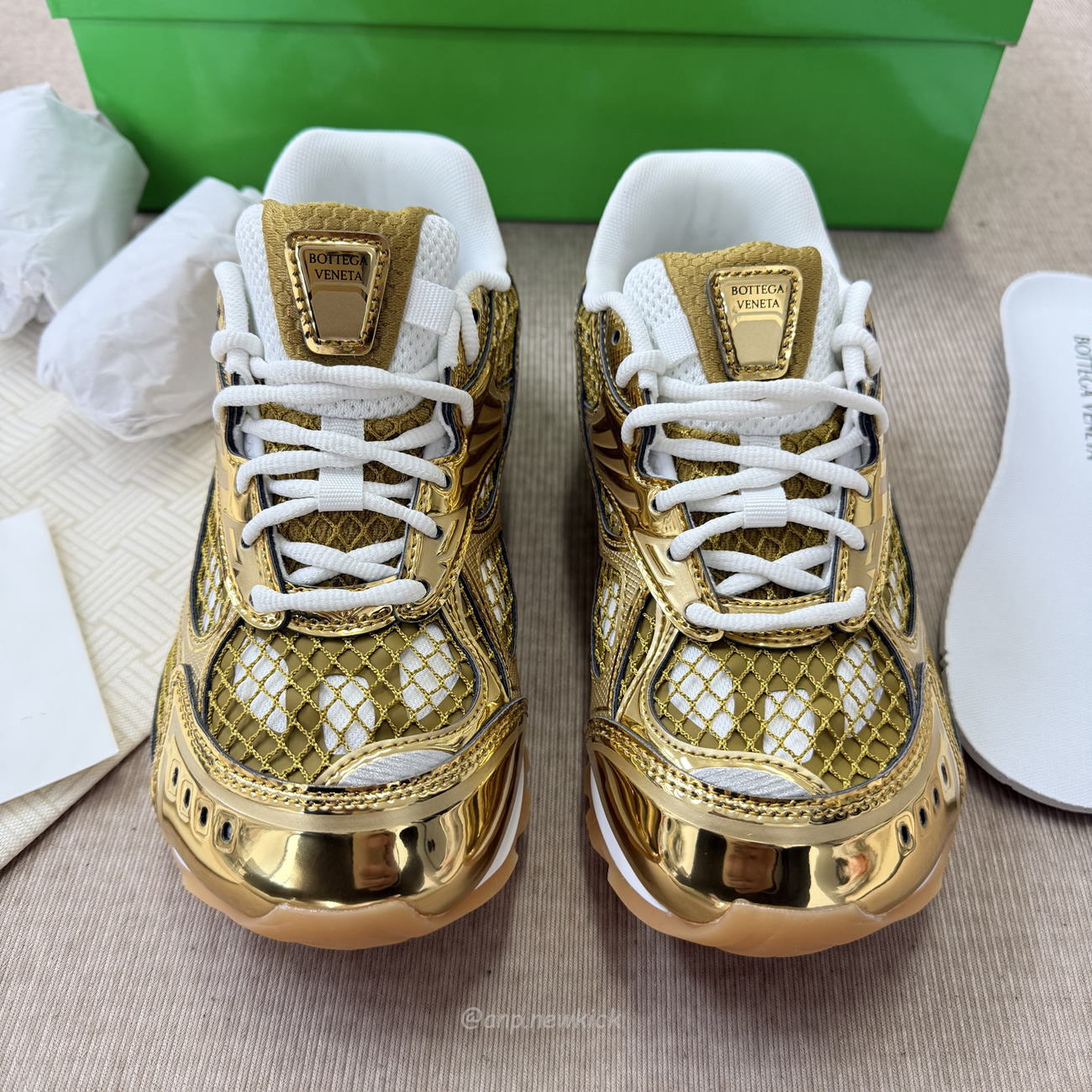 Bottega Veneta Orbit Sneaker Gold 741357 V2x40 7043 (10) - www.kitistry.com Bottega Veneta Orbit Sneaker Gold 741357 V2x40 7043 (10) - www.kitistry.com