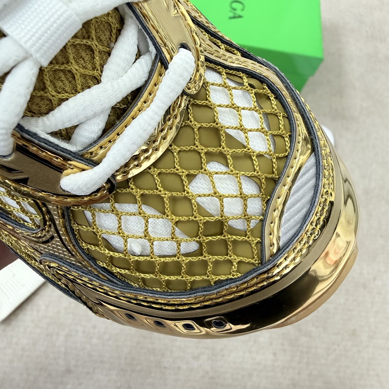 Bottega Veneta Orbit Sneaker Gold 741357 V2x40 7043 (11) - www.kitistry.com Bottega Veneta Orbit Sneaker Gold 741357 V2x40 7043 (11) - www.kitistry.com