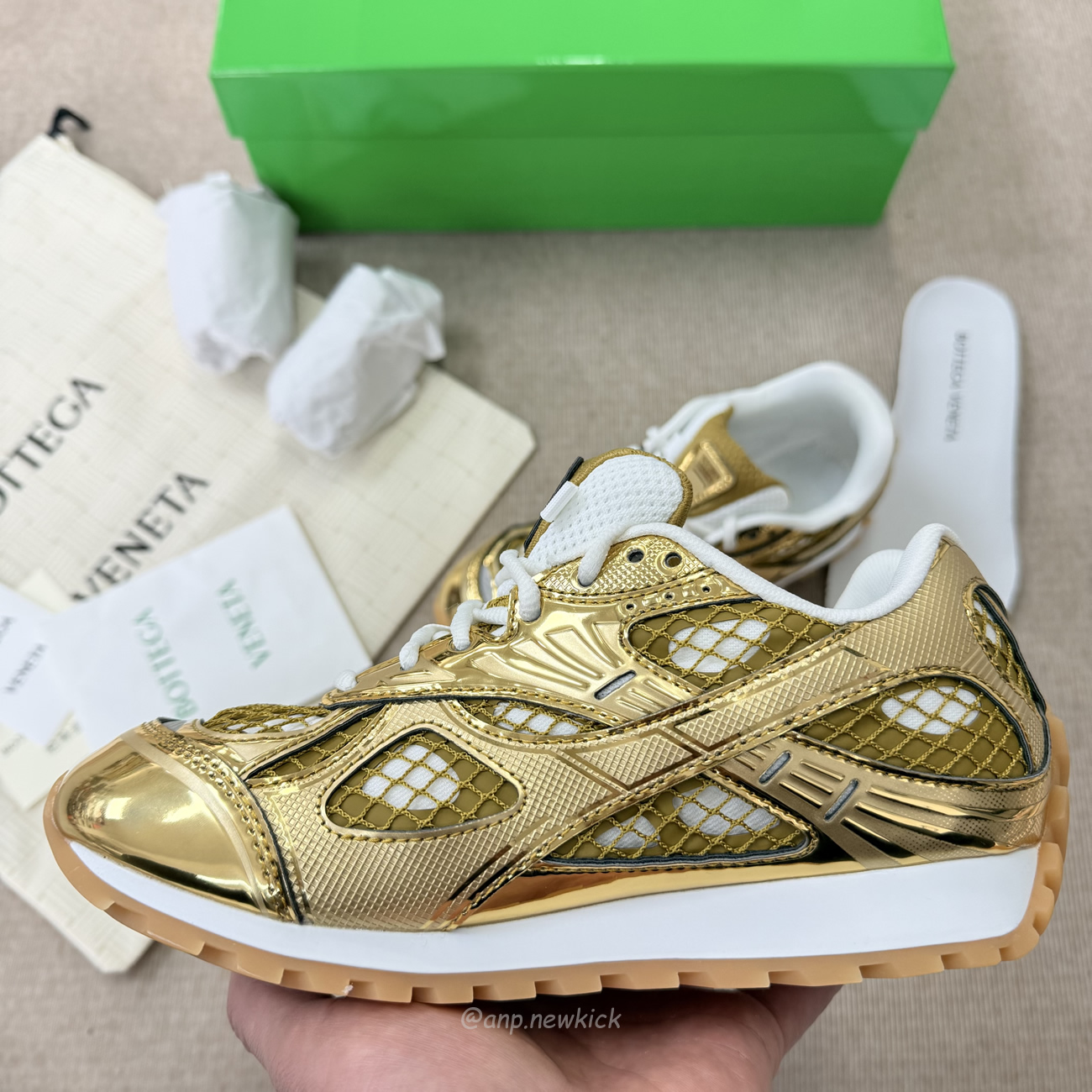Bottega Veneta Orbit Sneaker Gold 741357 V2x40 7043 (5) - www.kitistry.com Bottega Veneta Orbit Sneaker Gold 741357 V2x40 7043 (5) - www.kitistry.com