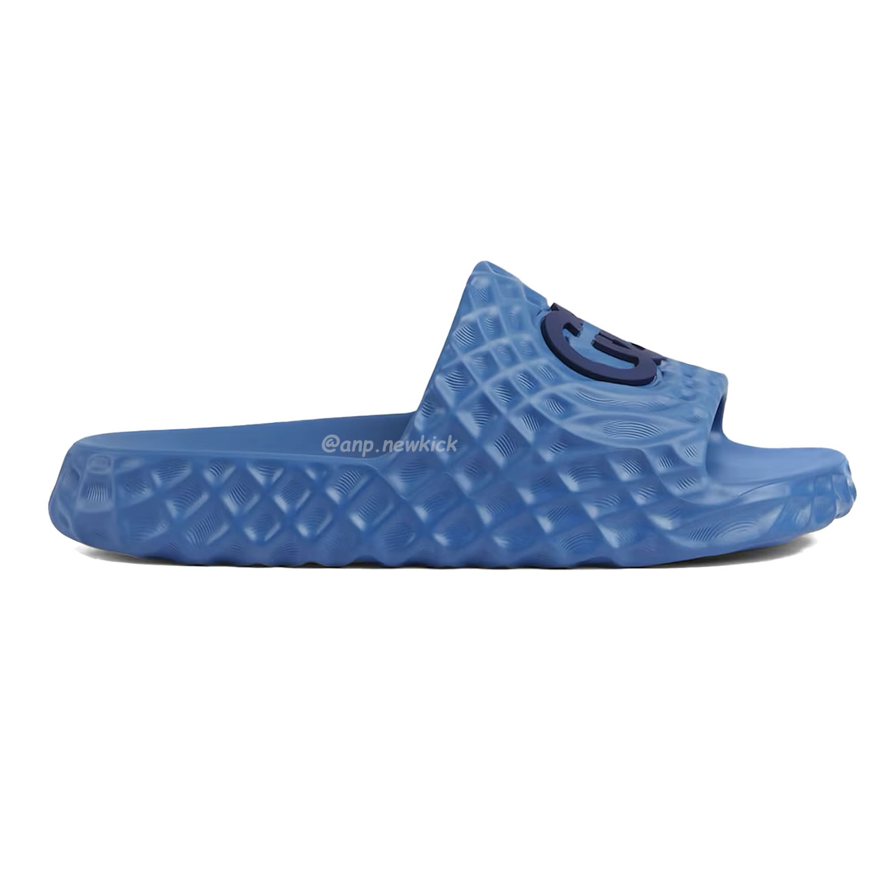 Gucci Slide Sandal Interlocking G Water Ripples 770801 J8710 1000 (11) - www.kitistry.com Gucci Slide Sandal Interlocking G Water Ripples 770801 J8710 1000 (11) - www.kitistry.com
