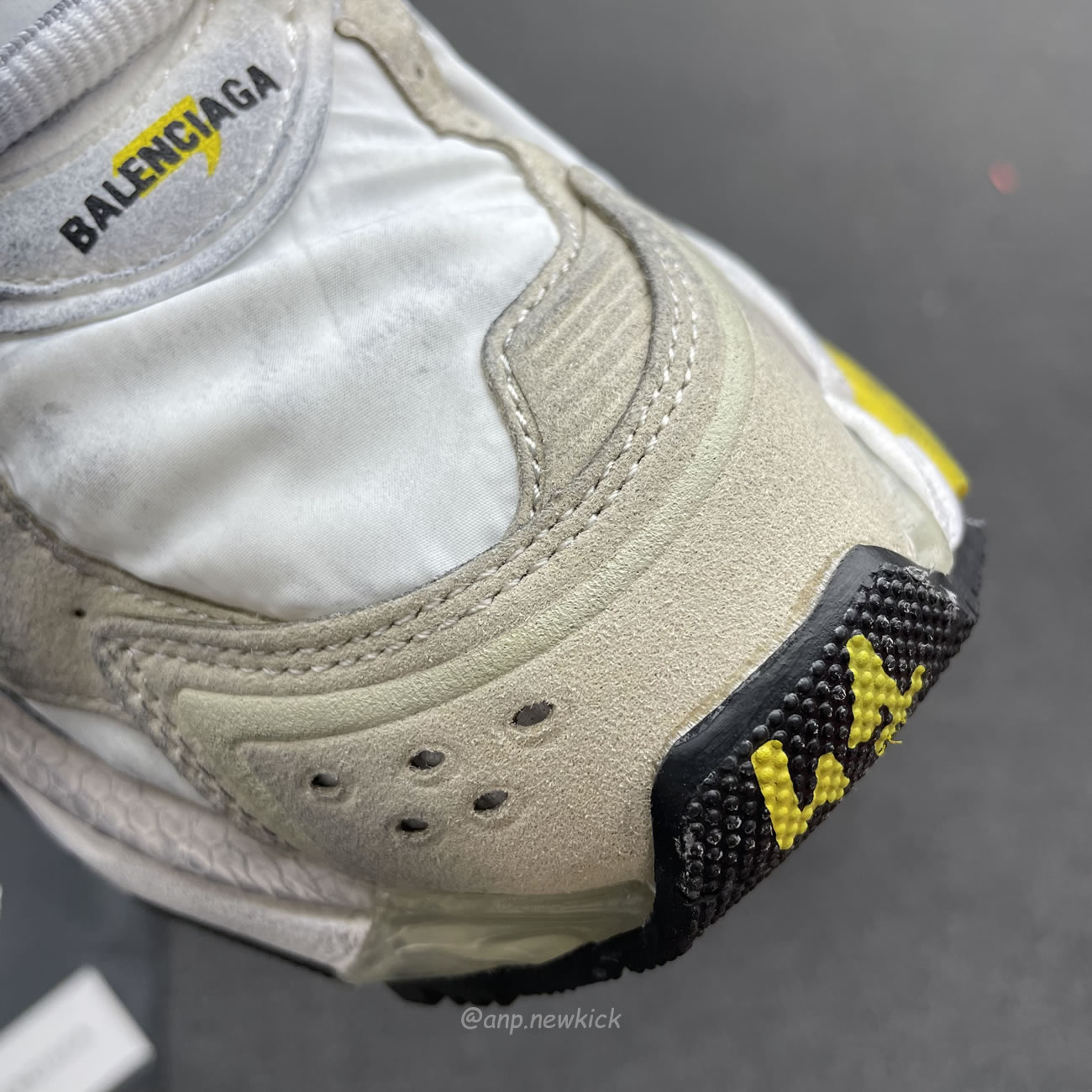 Balenciaga Runner Nylon Grey White Yellow Womens 772774 W3rny 9170 (13) - www.kitistry.com Balenciaga Runner Nylon Grey White Yellow Womens 772774 W3rny 9170 (13) - www.kitistry.com
