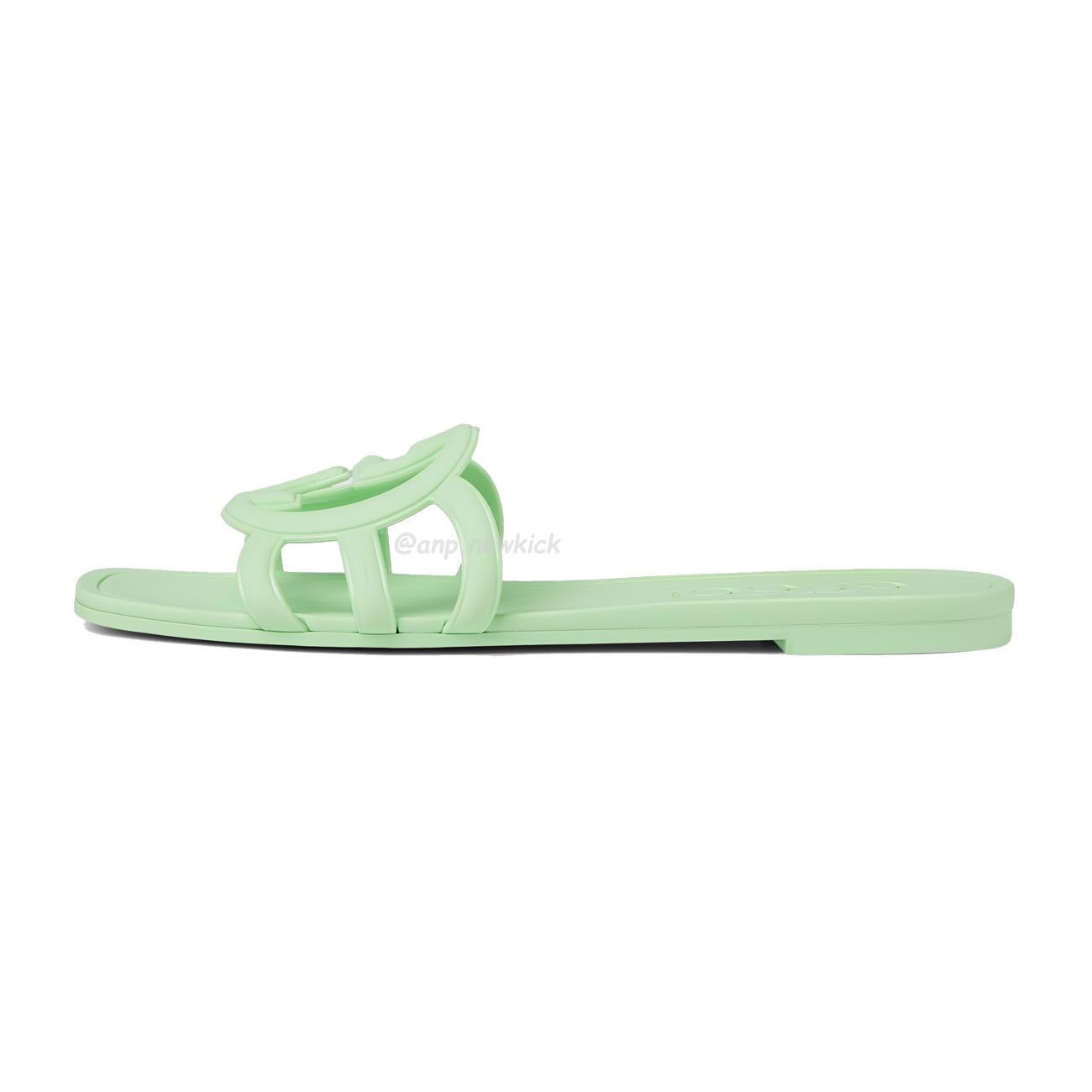 Gucci Interlocking G Flat Bottom Rubber Slipper (9) - www.kitistry.com Gucci Interlocking G Flat Bottom Rubber Slipper (9) - www.kitistry.com