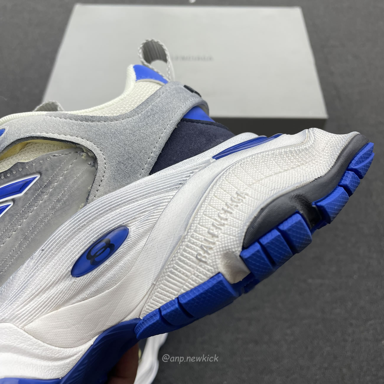 Balenciaga Cargo Sneaker White Grey Blue 784341 W2mv6 0328 (5) - www.kitistry.com Balenciaga Cargo Sneaker White Grey Blue 784341 W2mv6 0328 (5) - www.kitistry.com
