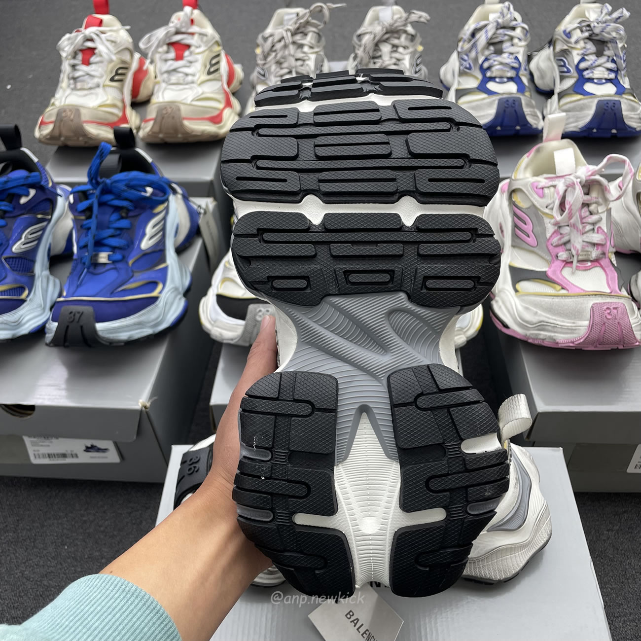 Balenciaga Cargo Sneaker Grey Black Yellow White Gery Pink Yellow Blue Red (womens) 784341 W2mv6 0328 (17) - www.kitistry.com Balenciaga Cargo Sneaker Grey Black Yellow White Gery Pink Yellow Blue Red (womens) 784341 W2mv6 0328 (17) - www.kitistry.com