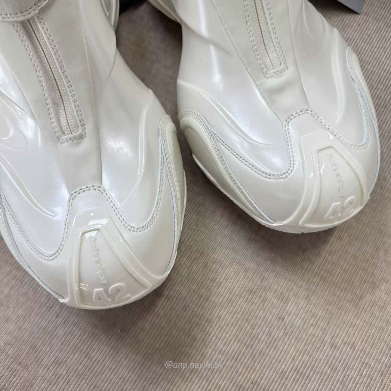 Balenciaga Basketball Sneaker In White 824909 Wbkbm9000 (11) - www.kitistry.com Balenciaga Basketball Sneaker In White 824909 Wbkbm9000 (11) - www.kitistry.com