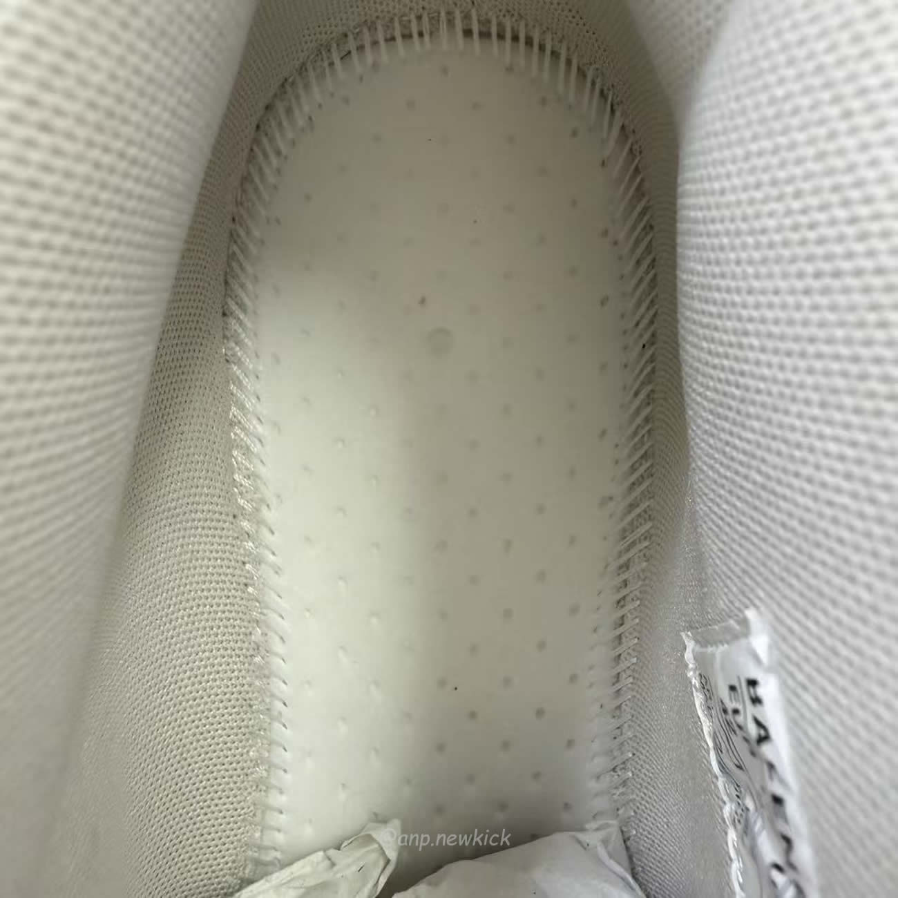 Balenciaga Basketball Sneaker In White 824909 Wbkbm9000 (14) - www.kitistry.com Balenciaga Basketball Sneaker In White 824909 Wbkbm9000 (14) - www.kitistry.com