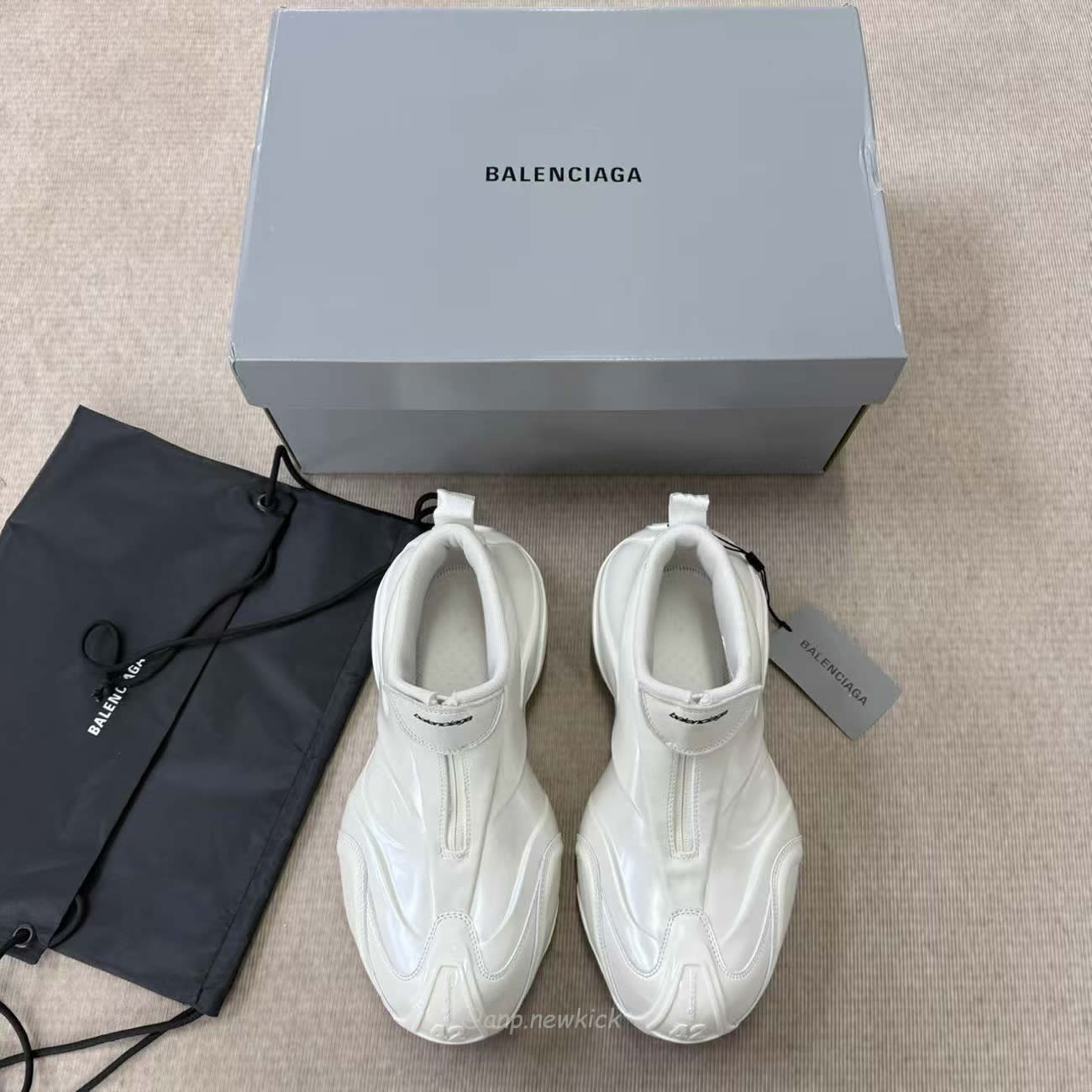 Balenciaga Basketball Sneaker In White 824909 Wbkbm9000 (2) - www.kitistry.com Balenciaga Basketball Sneaker In White 824909 Wbkbm9000 (2) - www.kitistry.com