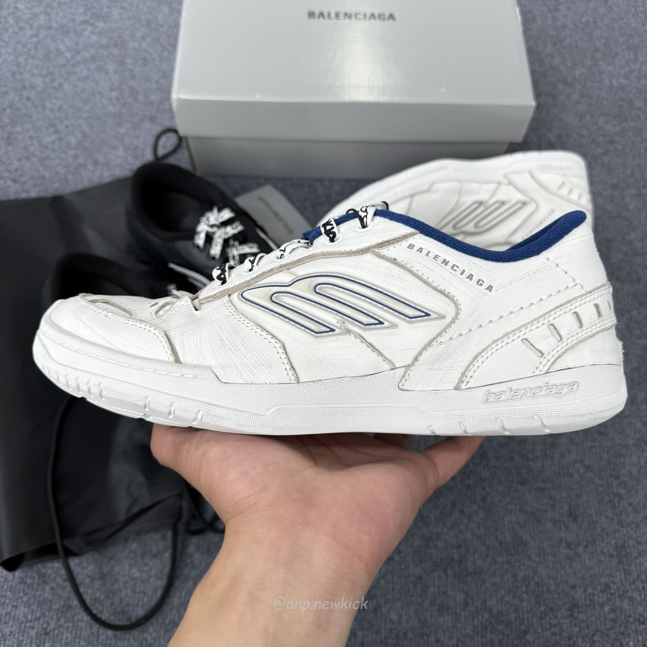 Balenciaga Hamptons Worn Out Mens Sports Shoes 841765wcurb9141 (12) - www.kitistry.com Balenciaga Hamptons Worn Out Mens Sports Shoes 841765wcurb9141 (12) - www.kitistry.com