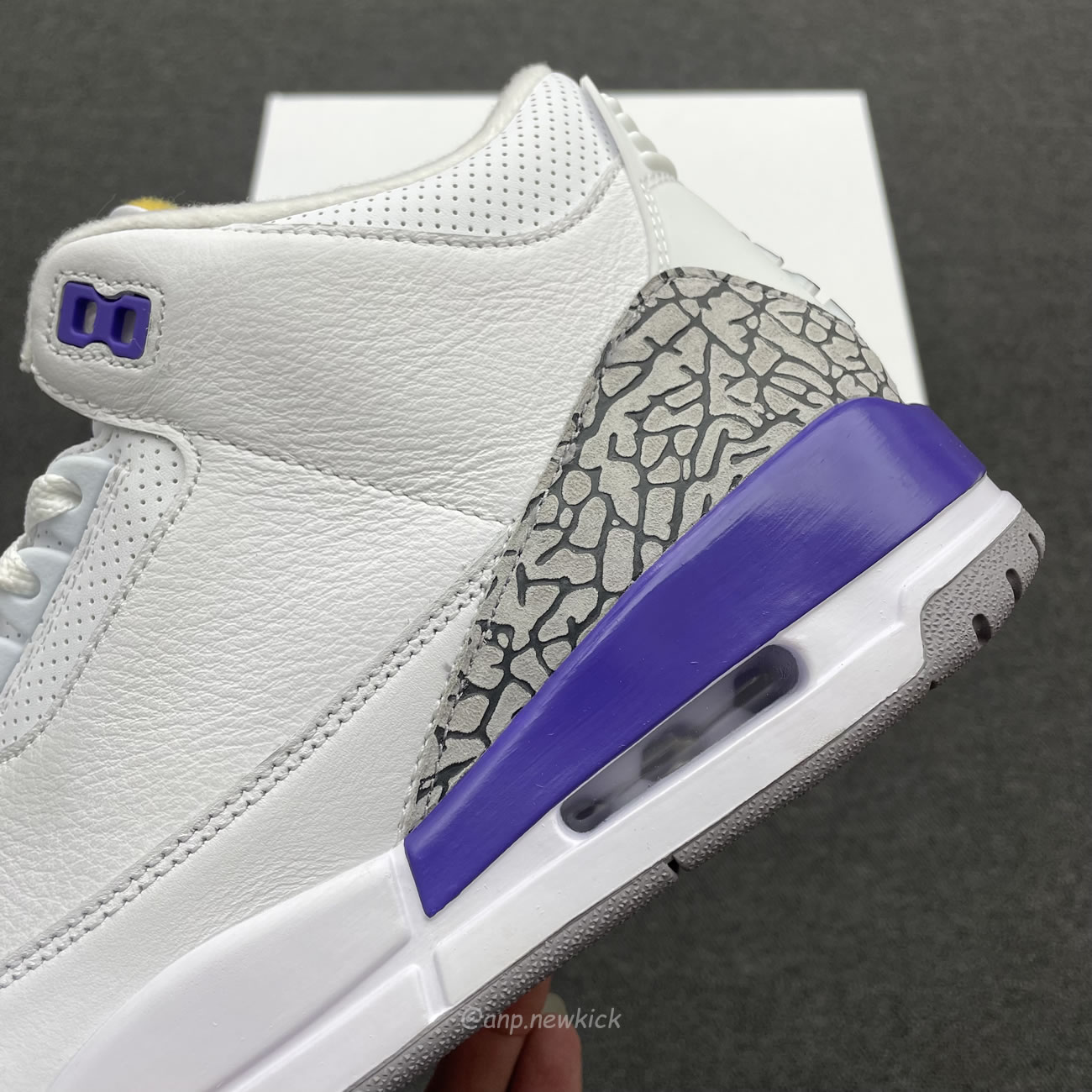 Air Jordan 3 Retro Kobe Bryant Pe 869802 907 (5) - www.kitistry.com Air Jordan 3 Retro Kobe Bryant Pe 869802 907 (5) - www.kitistry.com