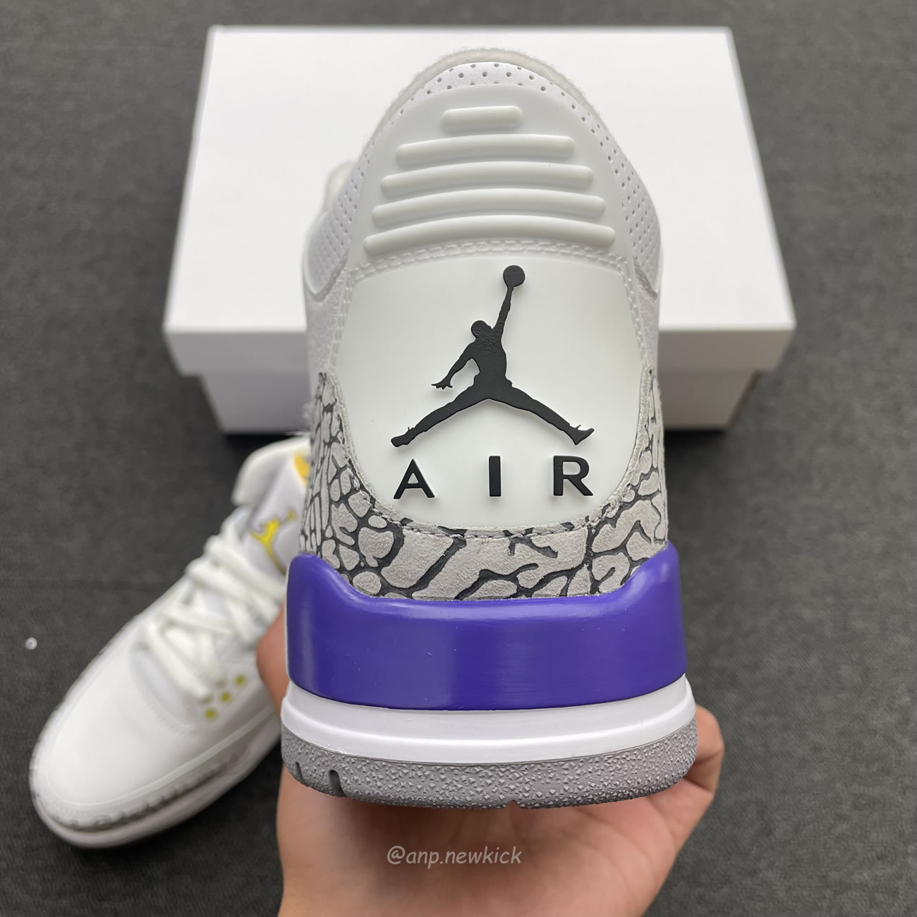 Air Jordan 3 Retro Kobe Bryant Pe 869802 907 (7) - www.kitistry.com Air Jordan 3 Retro Kobe Bryant Pe 869802 907 (7) - www.kitistry.com