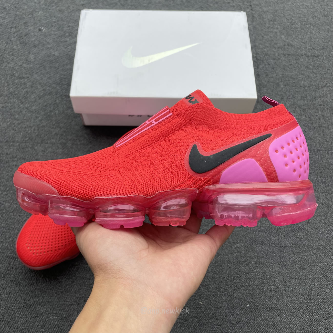 Nike Air Vapormax Moc 2 University Red Fuchsia Blast Womens Aj6599 600 (6) - www.kitistry.com Nike Air Vapormax Moc 2 University Red Fuchsia Blast Womens Aj6599 600 (6) - www.kitistry.com