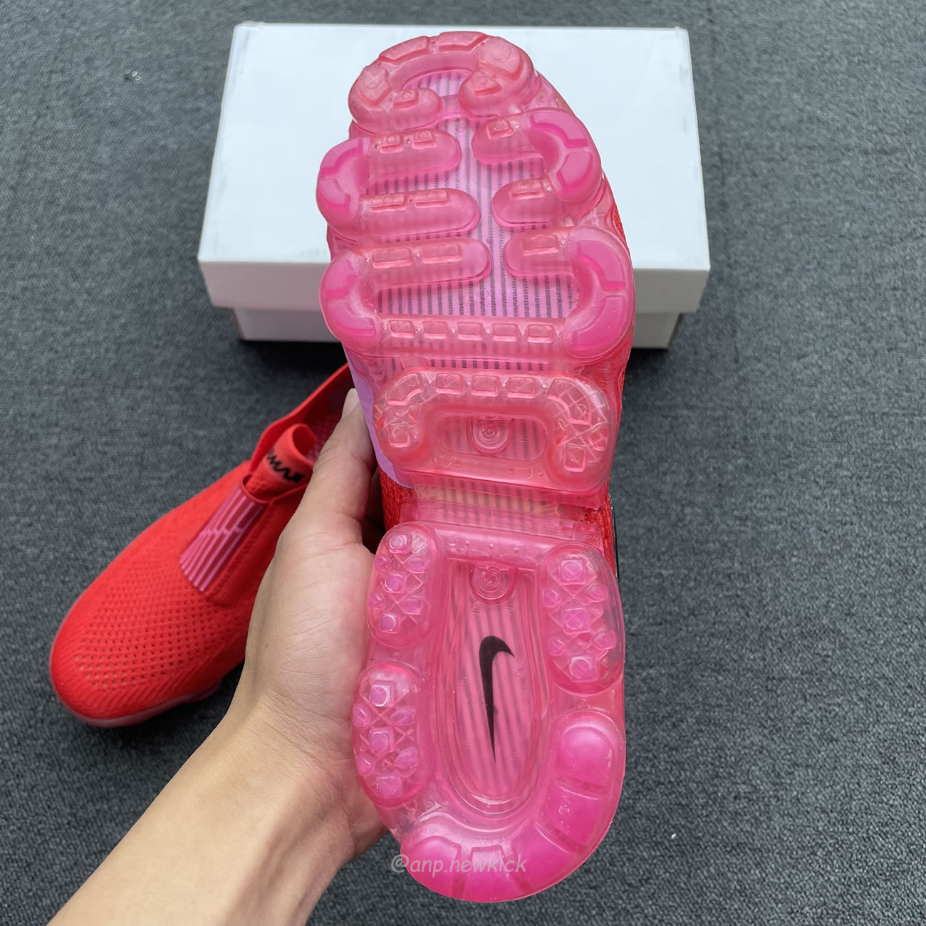 Nike Air Vapormax Moc 2 University Red Fuchsia Blast Womens Aj6599 600 (7) - www.kitistry.com Nike Air Vapormax Moc 2 University Red Fuchsia Blast Womens Aj6599 600 (7) - www.kitistry.com