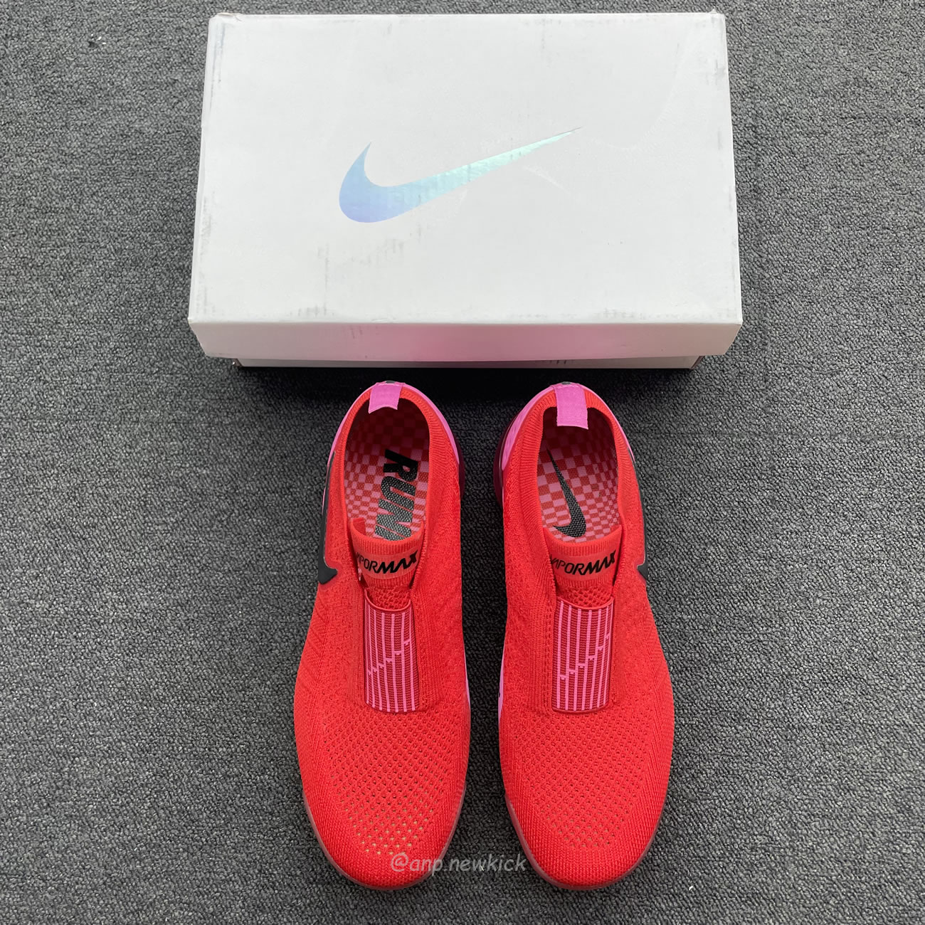 Nike Air Vapormax Moc 2 University Red Fuchsia Blast Womens Aj6599 600 (8) - www.kitistry.com Nike Air Vapormax Moc 2 University Red Fuchsia Blast Womens Aj6599 600 (8) - www.kitistry.com
