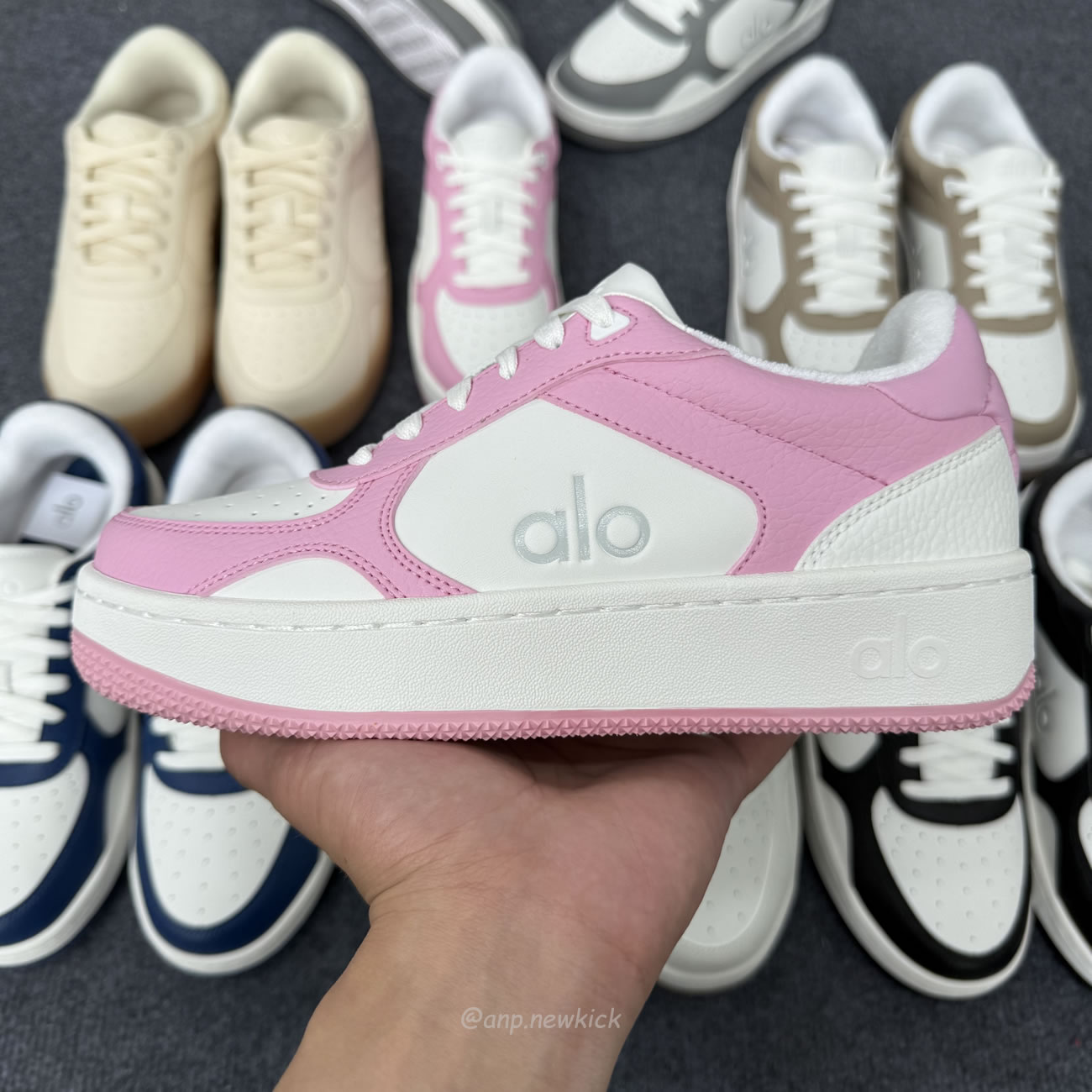 Alo Recovery Mode Sneaker (12) - www.kitistry.com